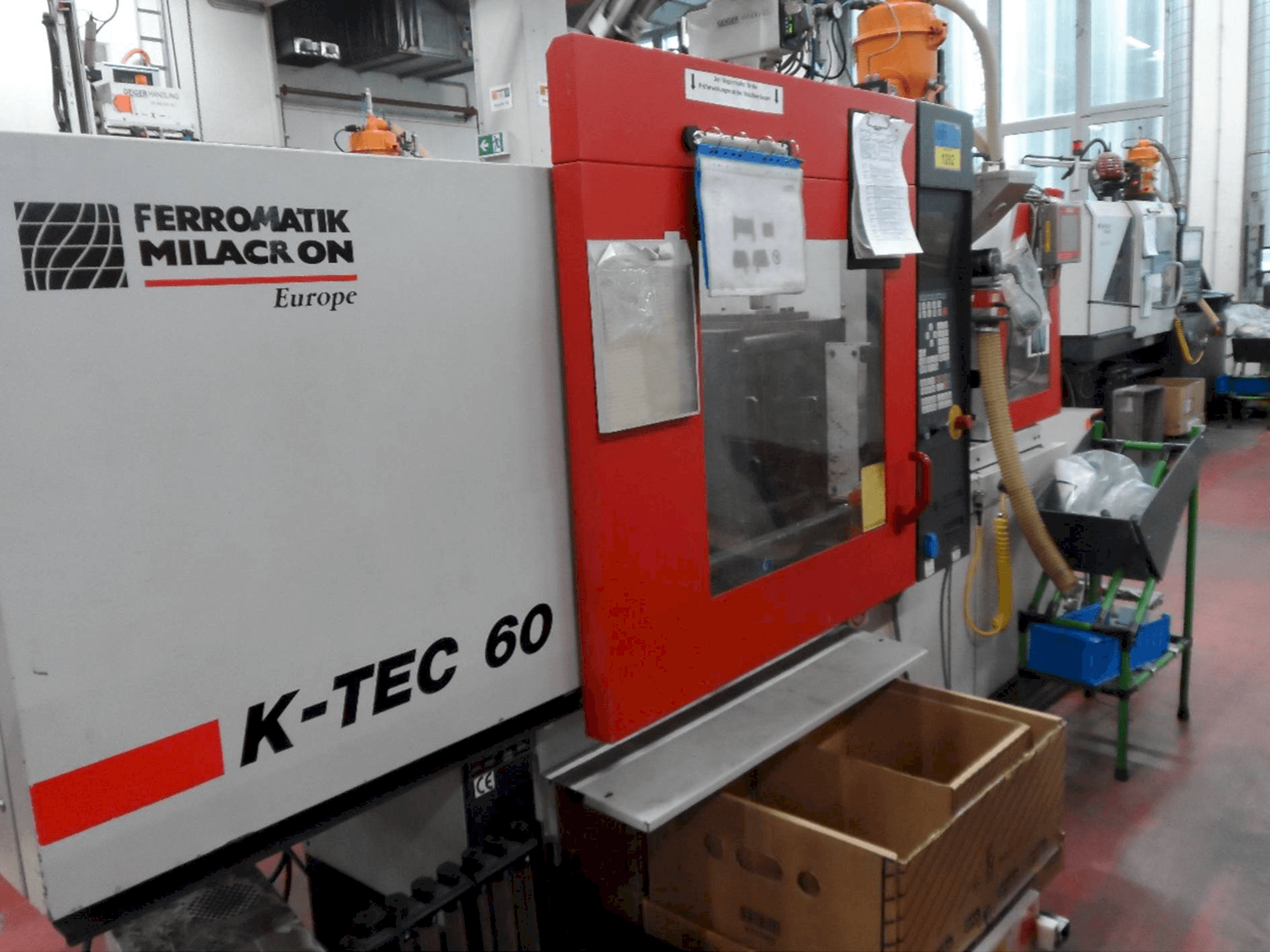 Вид станка FERROMATIK MILACRON K-Tec 60S спереди