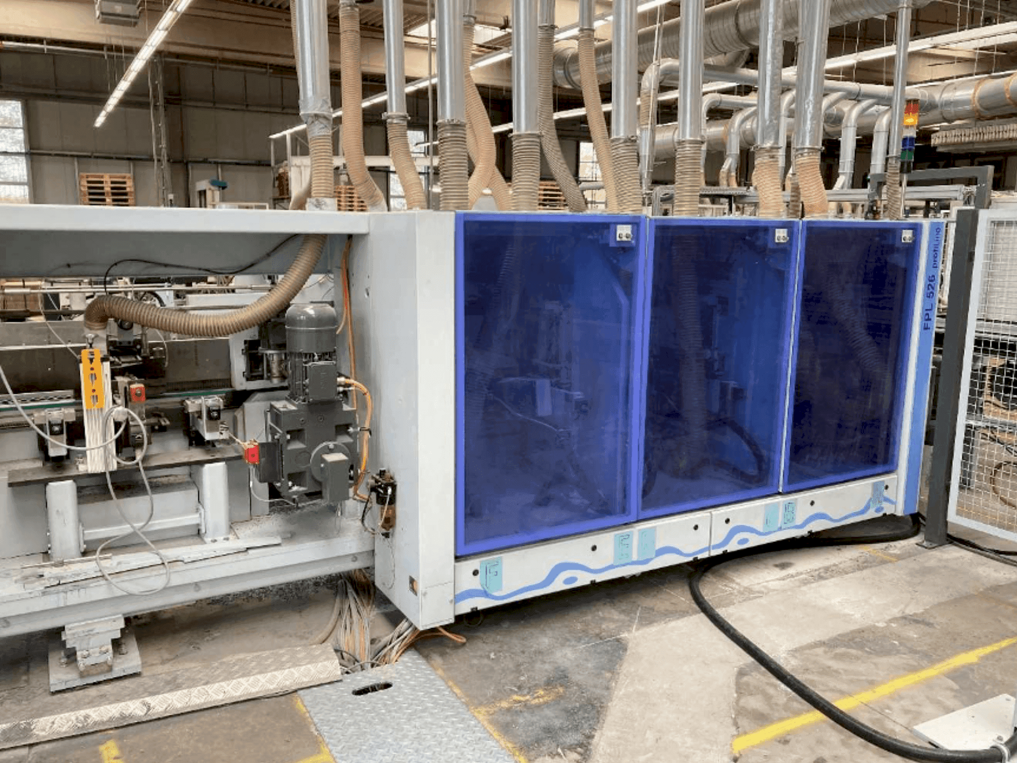 Вид станка HOMAG PROFI FPL 525/6/04/PW/V LVT Profiling System спереди