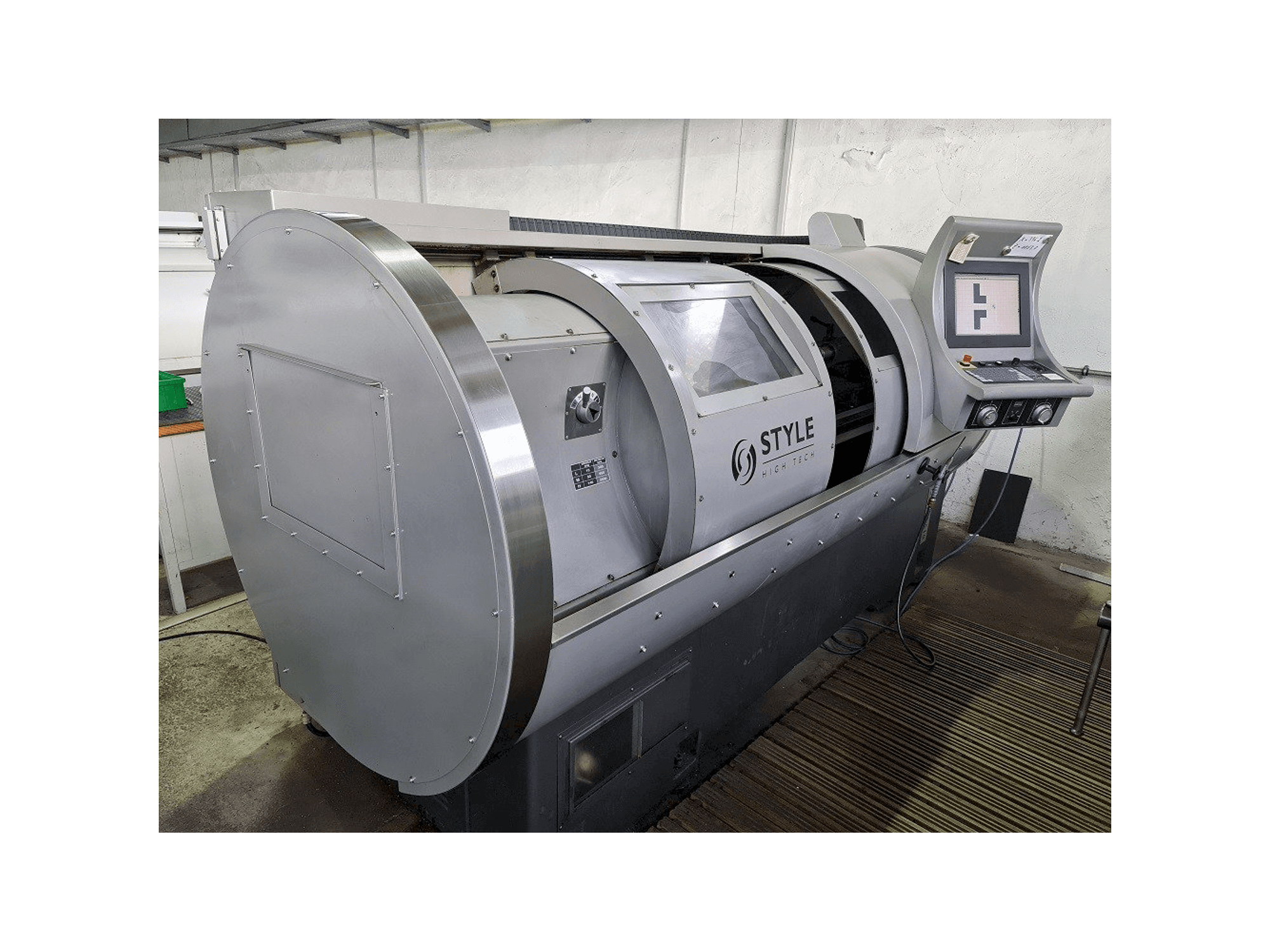 Вид станка STYLE 510 X 1350 спереди