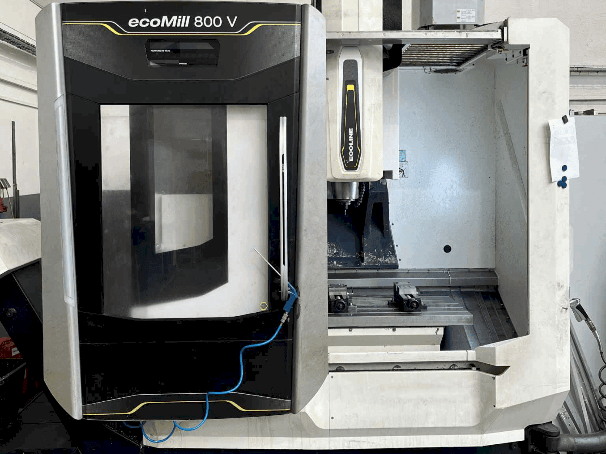 Вид станка DMG ecoMill 800 V спереди