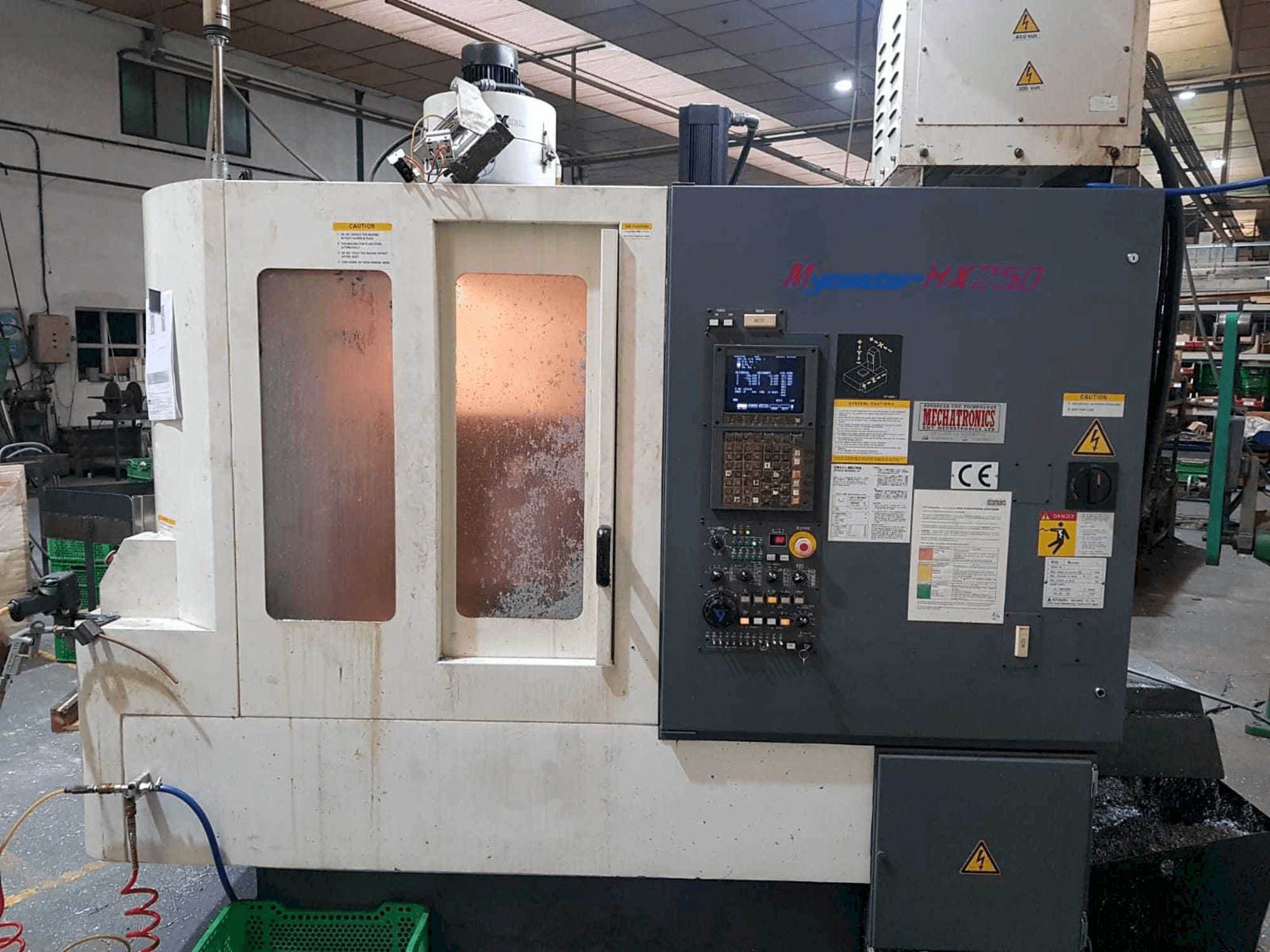 Вид станка Kitamura Mycenter HX250 спереди
