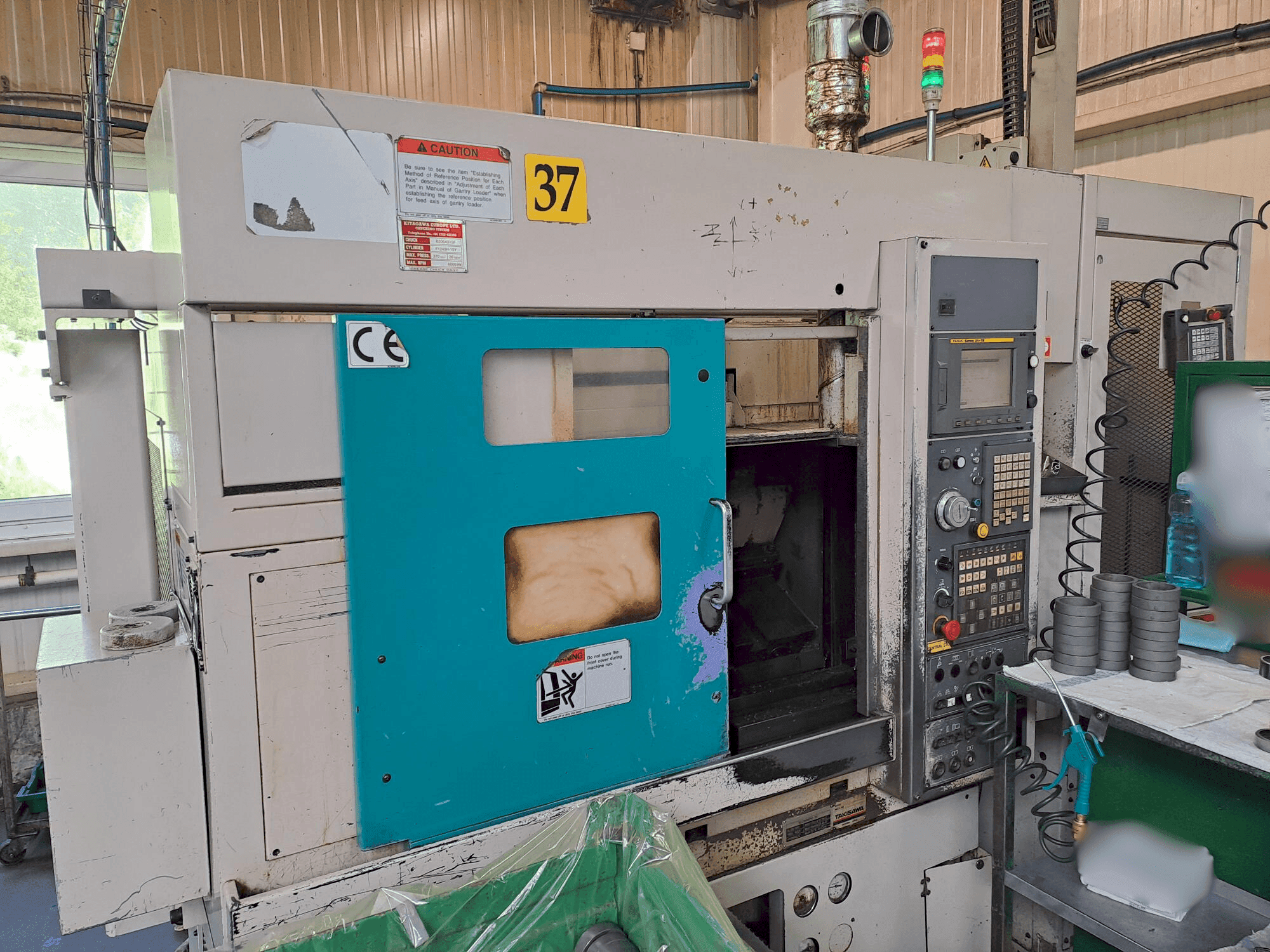 Вид станка Takisawa TC 200 спереди