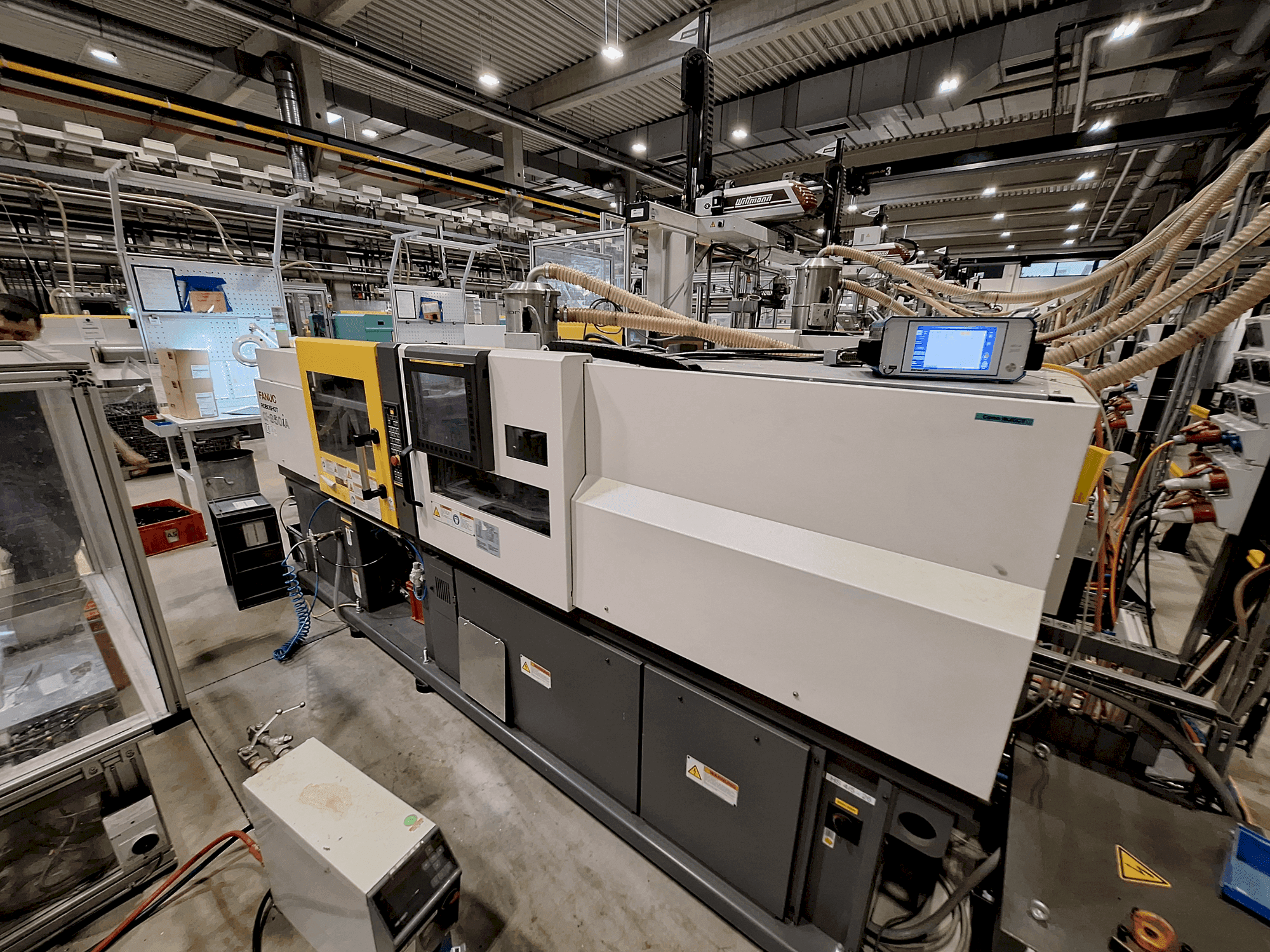Вид станка FANUC Roboshot S50iA спереди