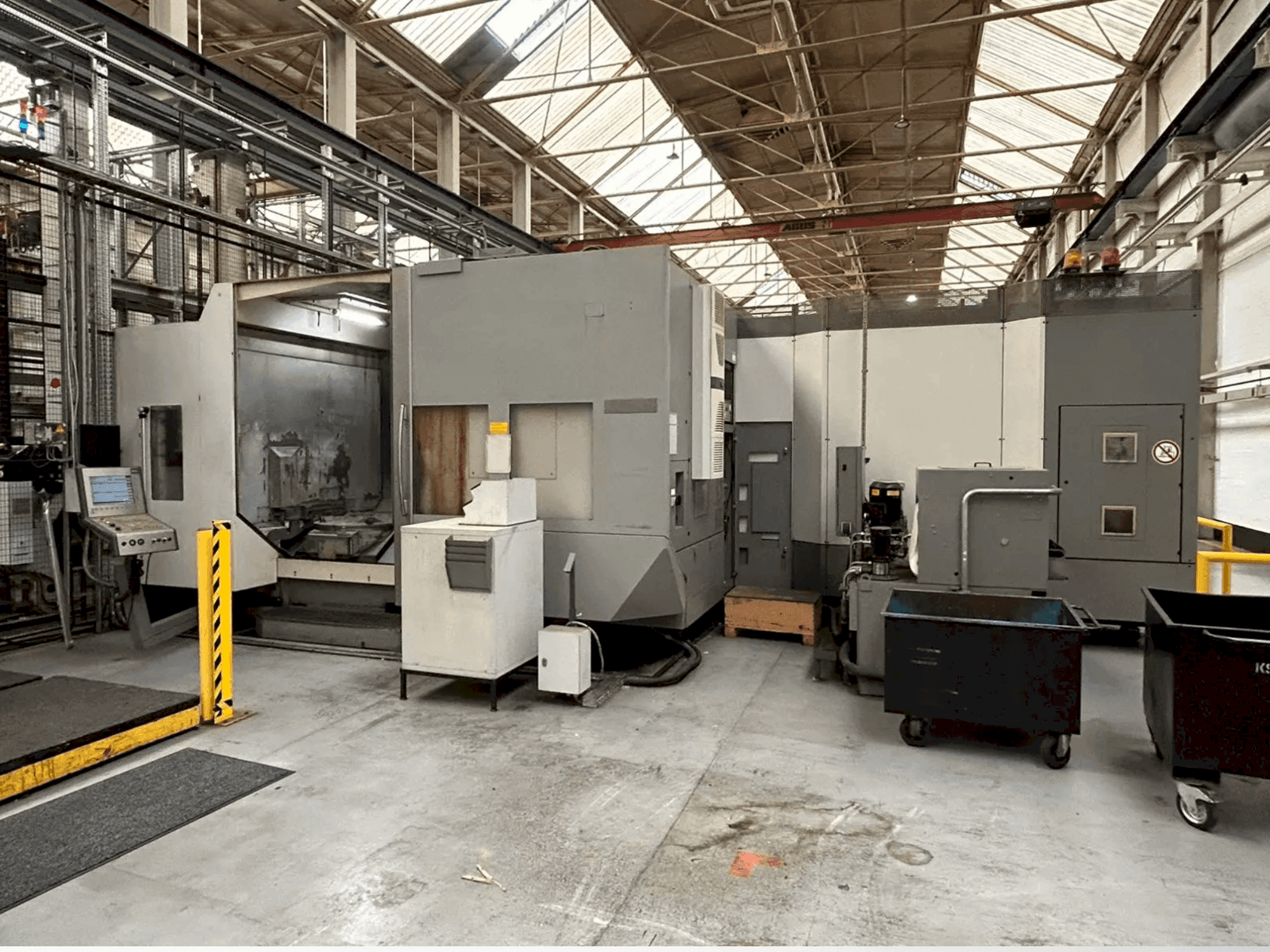 Вид станка DMG DMC 100 H спереди