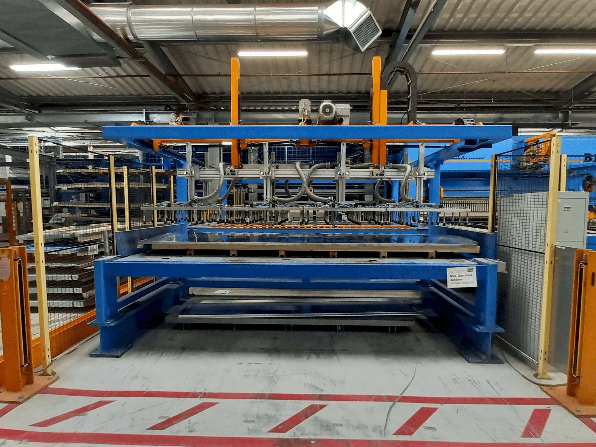 Вид станка Weinbrenner B 12 спереди