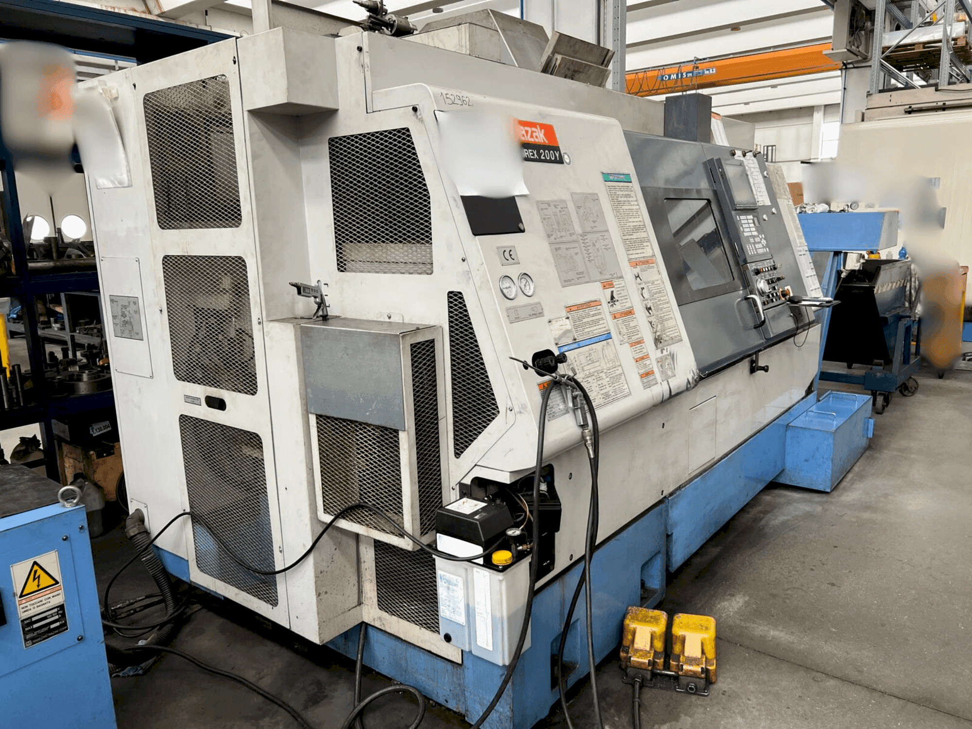 Вид станка Mazak INTEGREX 200Y спереди