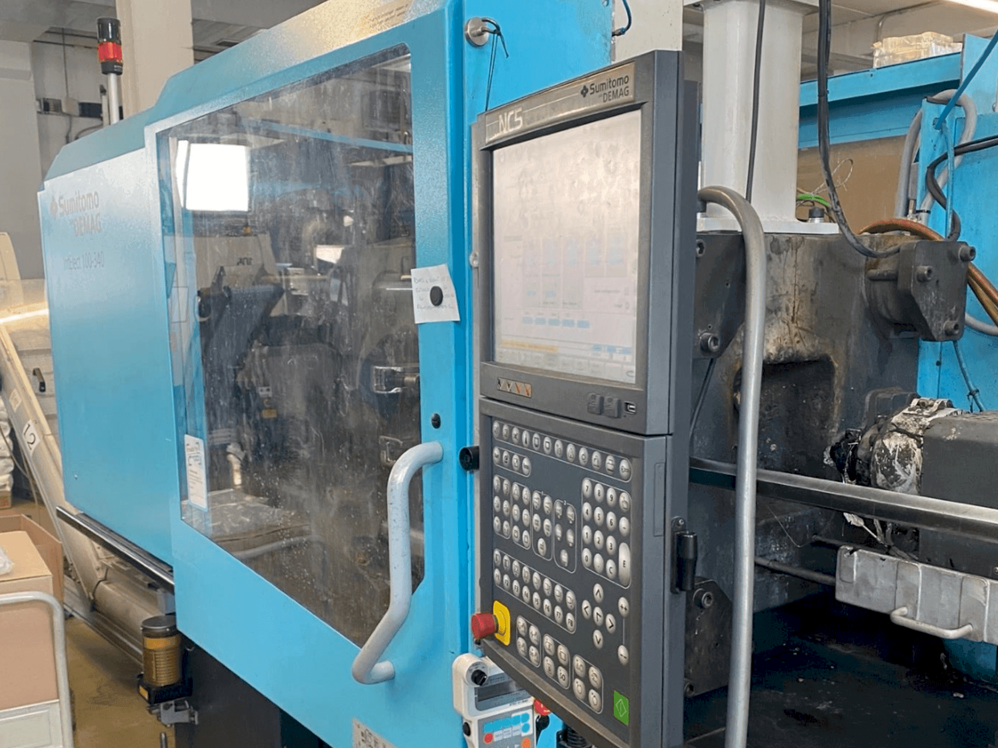 Вид станка DEMAG IntElect 100/470-340 Smart спереди