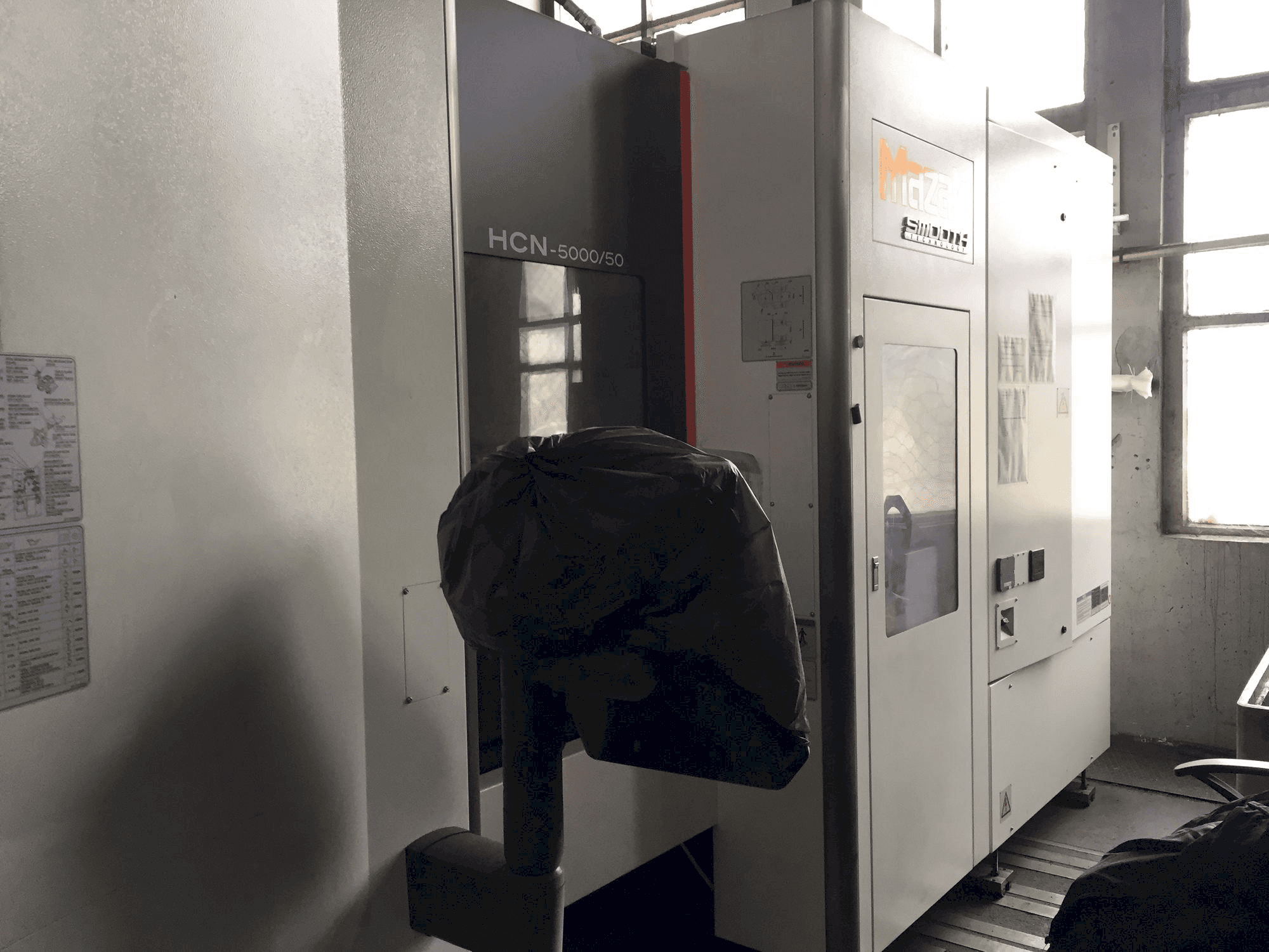 Вид станка Mazak HCN-5000/50 спереди
