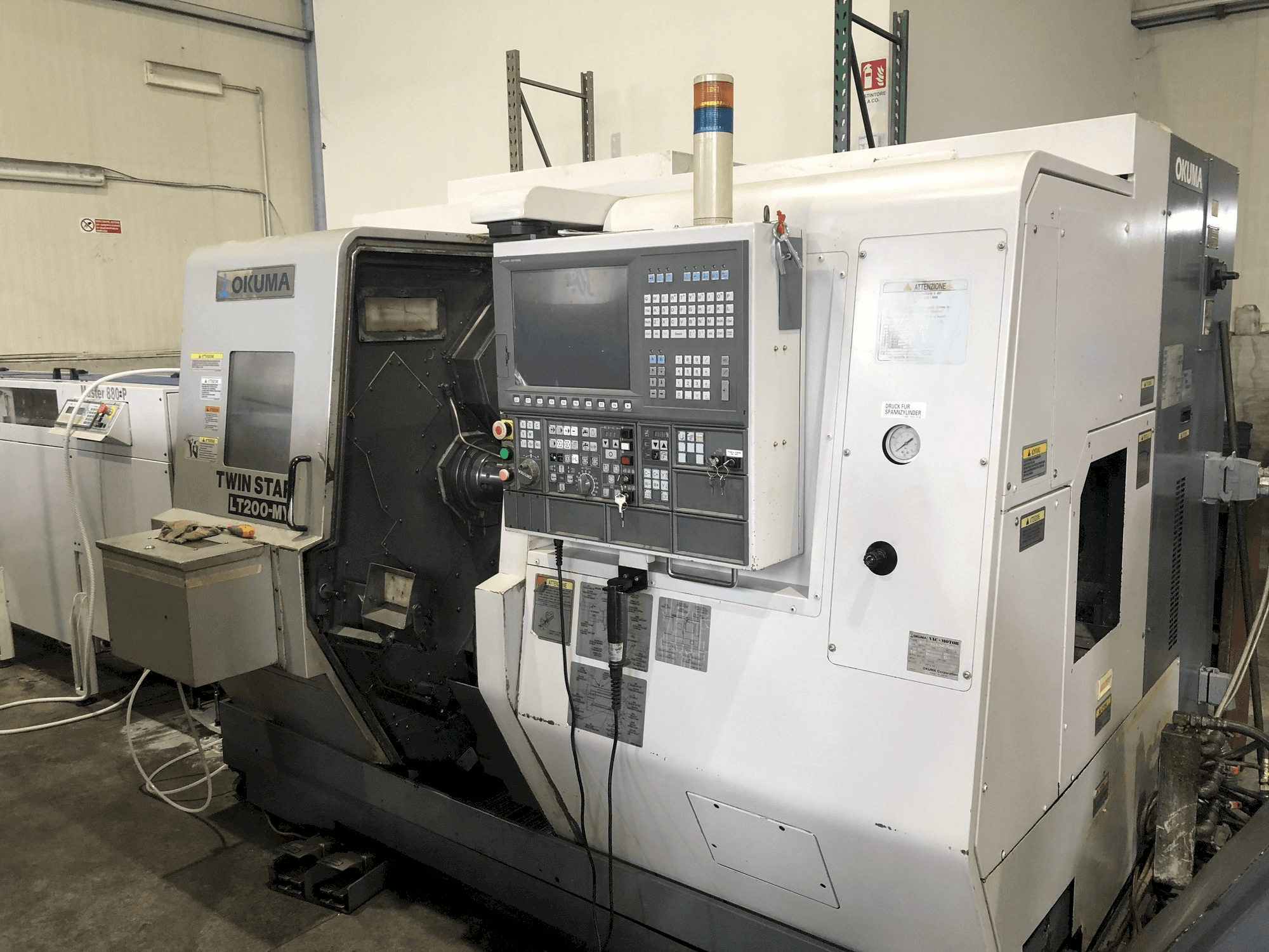 Вид станка Okuma LT200-MY спереди
