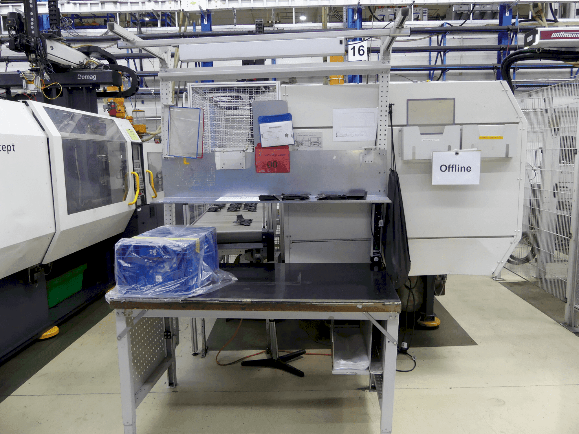 Вид станка DEMAG Ergo-Tech 250-1450 спереди