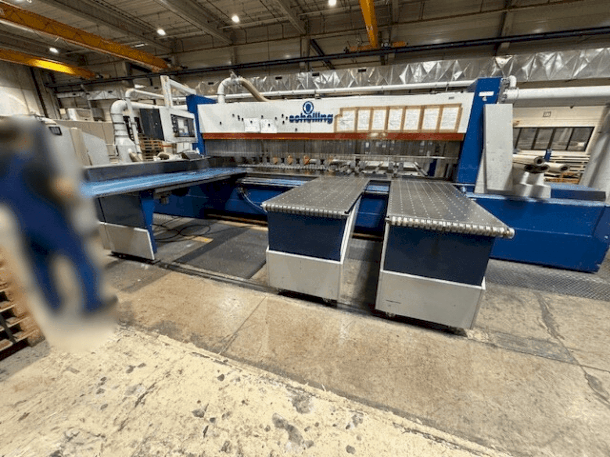 Вид станка SCHELLING FSM-430 спереди