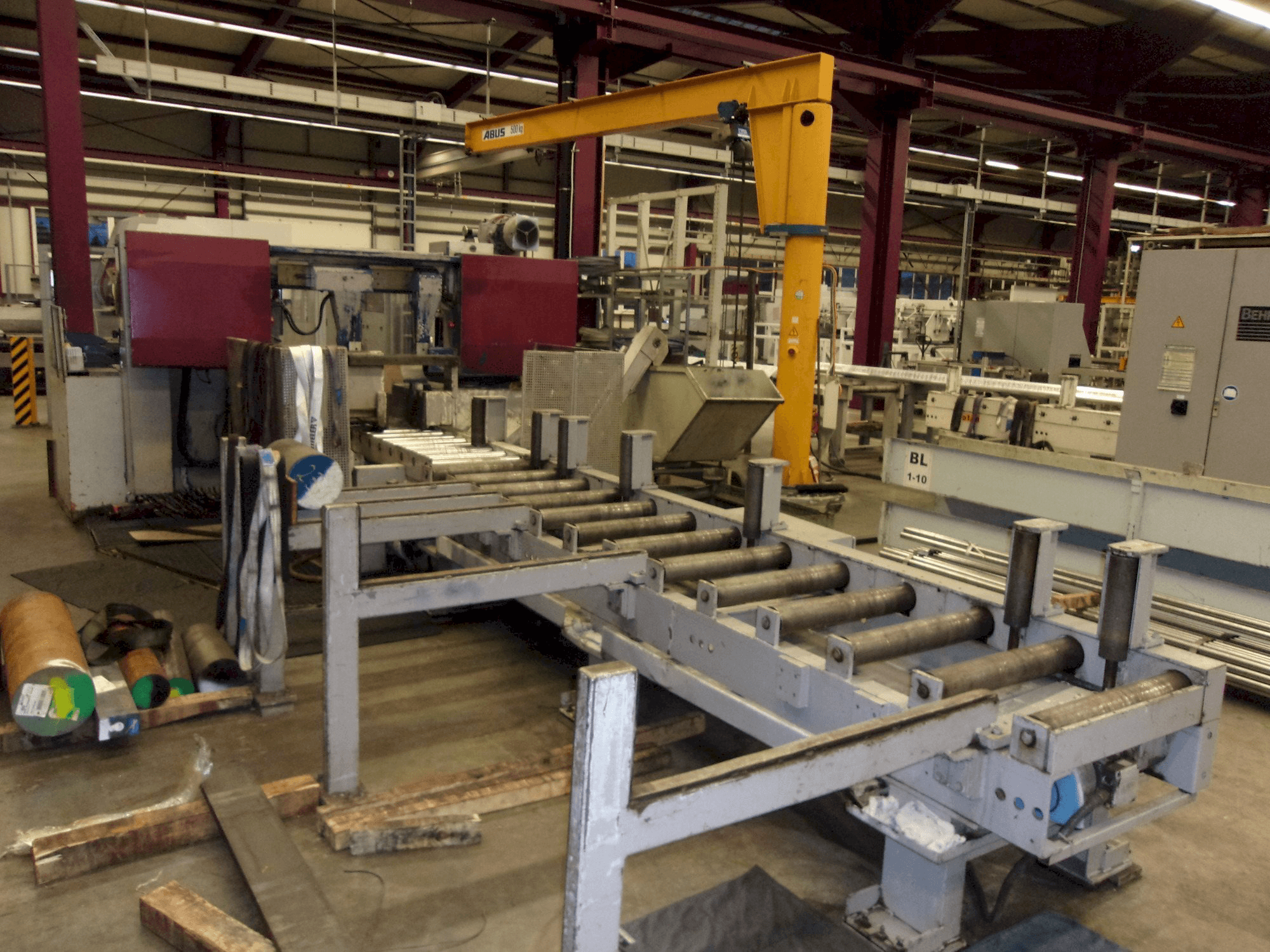 Вид станка KASTO HBA420 AU спереди