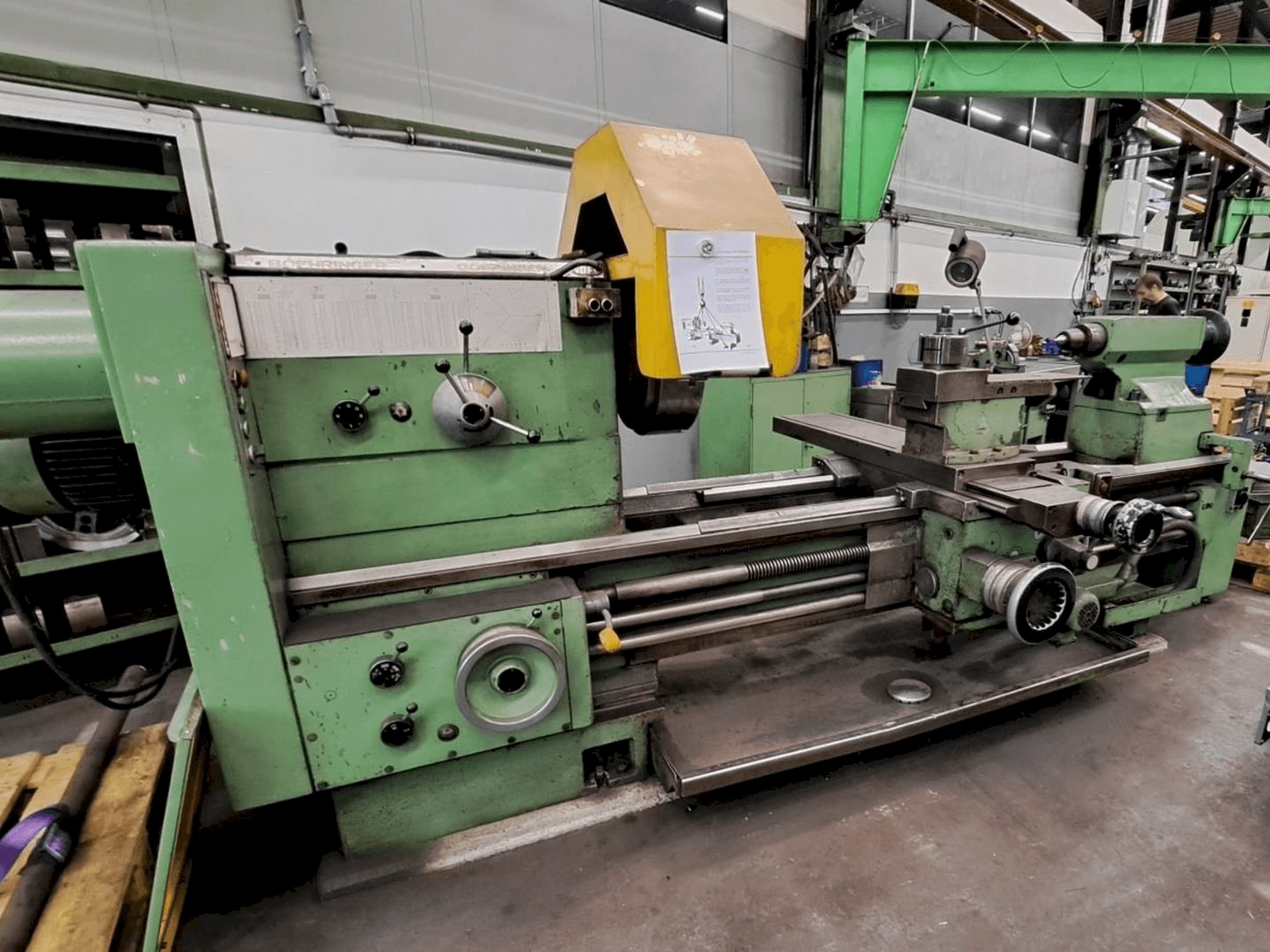 Вид станка BOEHRINGER VDF V 800 спереди