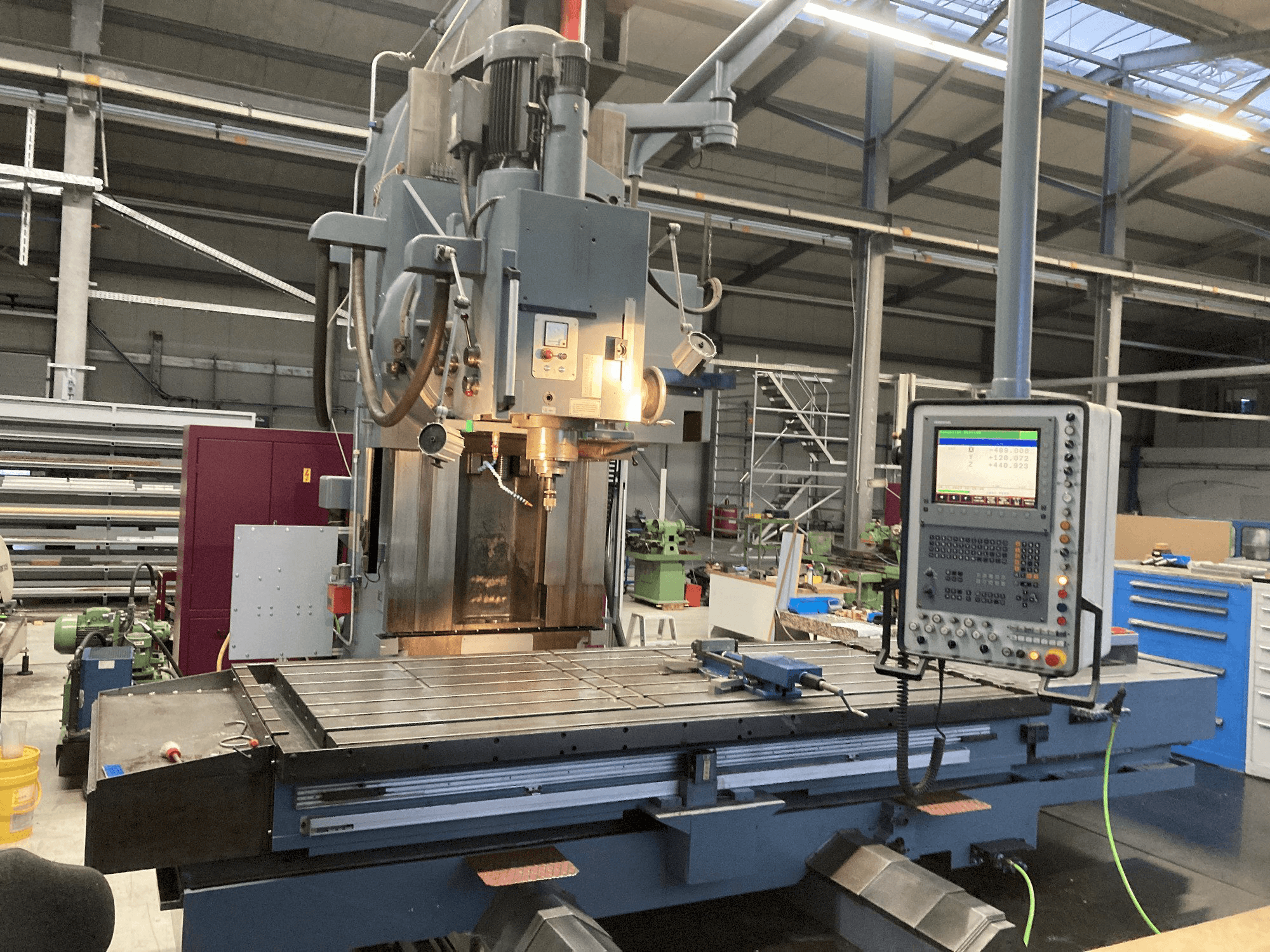 Вид станка Droop & Rein FS 130 SKE спереди