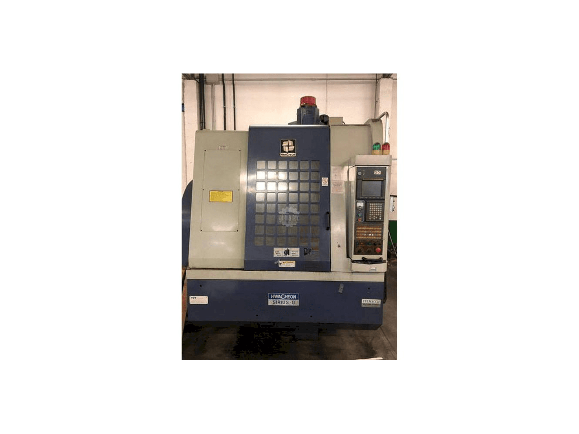 Вид станка HWACHEON SIRIUS U спереди