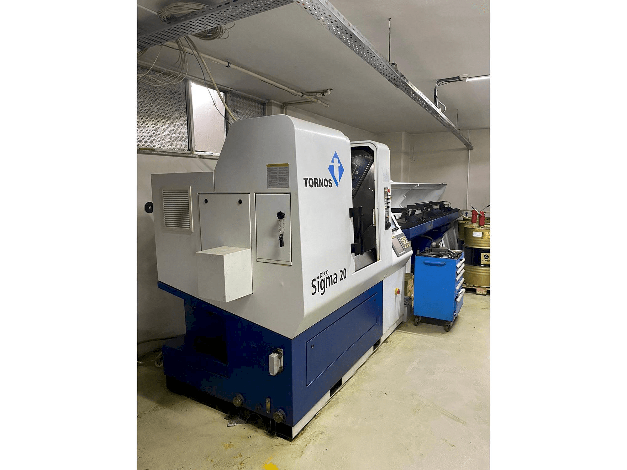 Вид станка с Tornos Delta Sigma 20 правой стороны