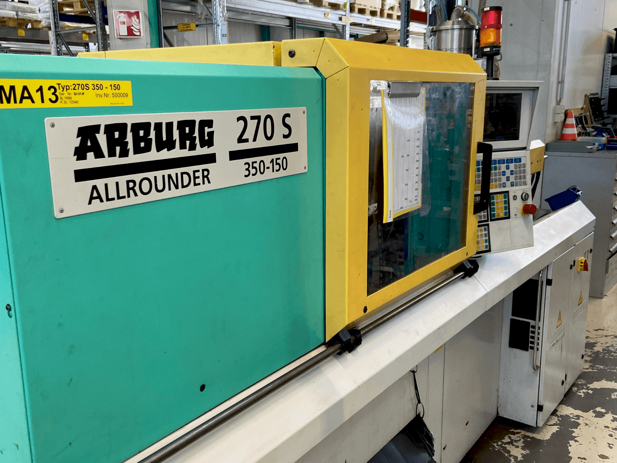 Вид станка Arburg Allrounder 270 S 250-60 спереди