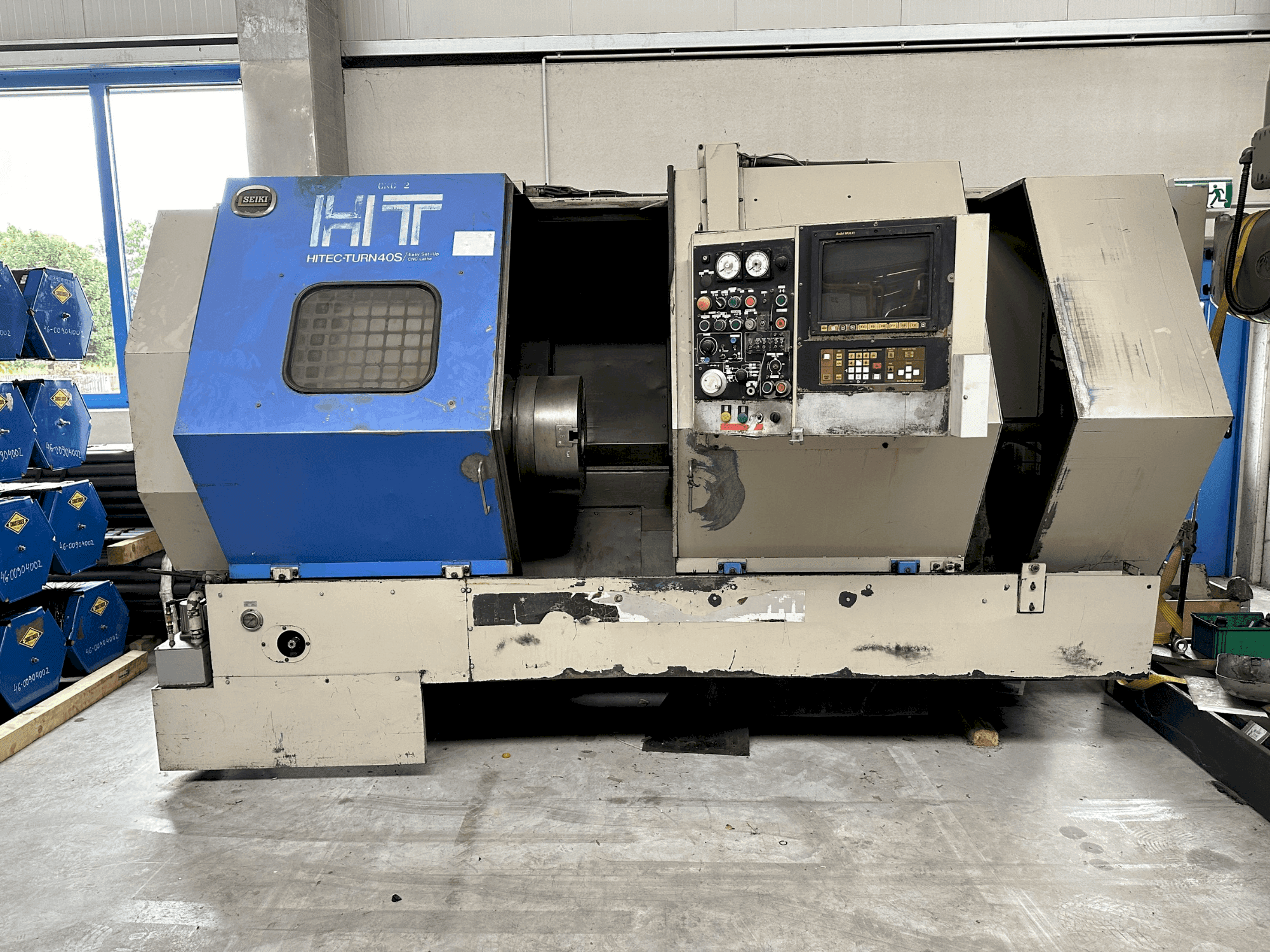 Вид станка HITACHI SEIKI HT 40S спереди