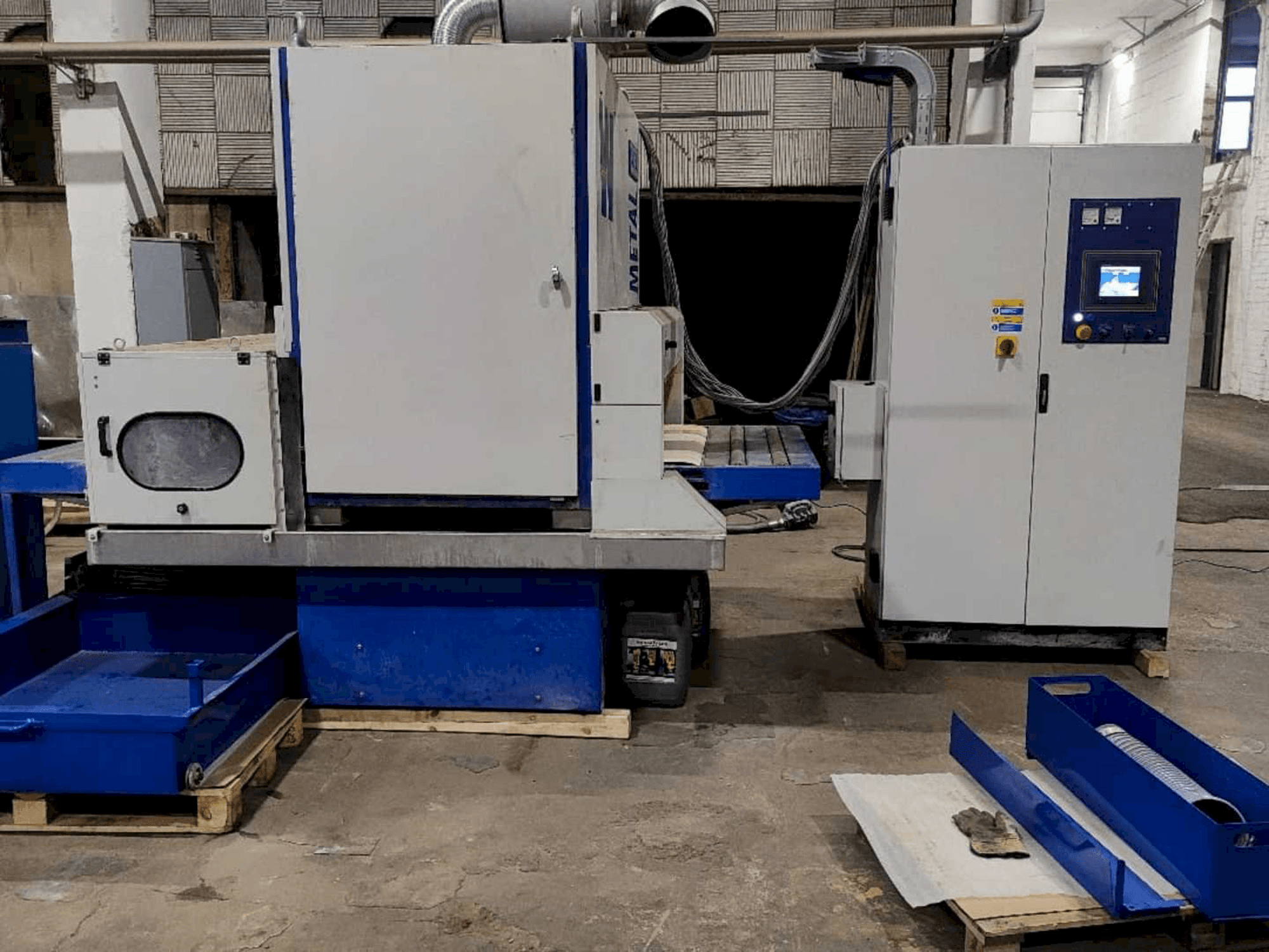 Вид станка с Costa WD CV 1300 правой стороны