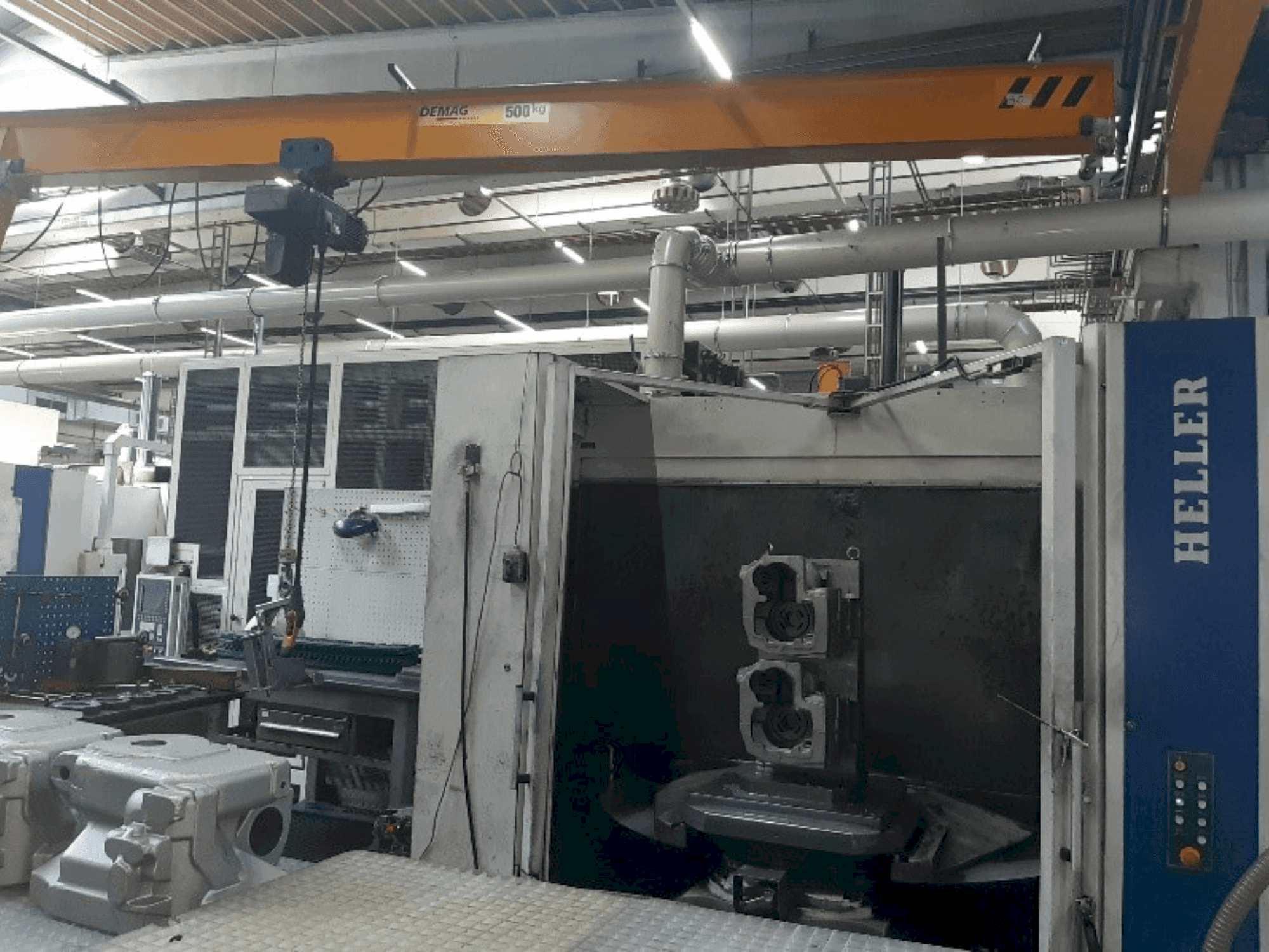 Вид станка HELLER MCH 350 спереди
