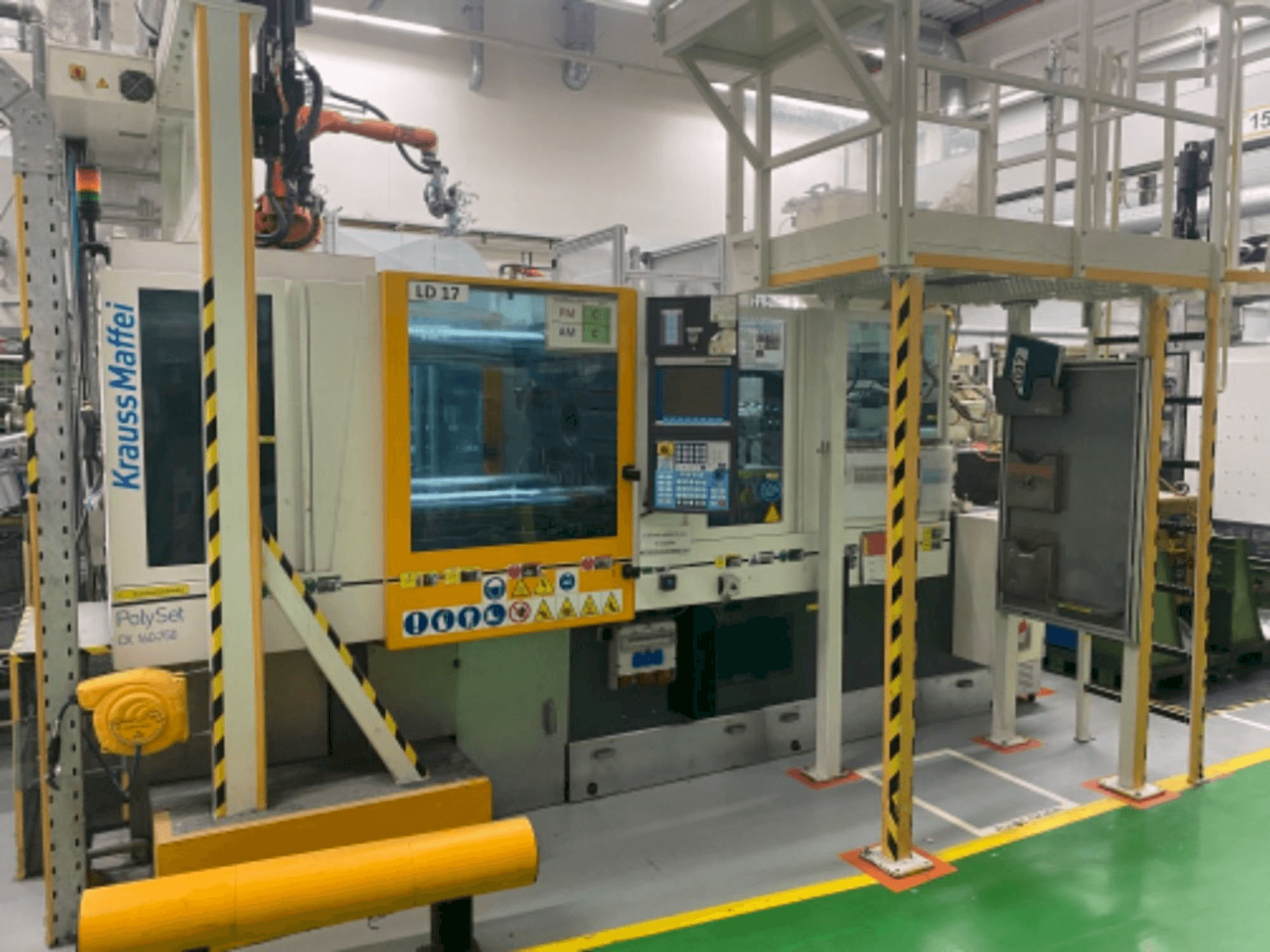 Вид станка Krauss Maffei 160/750 CX POL спереди