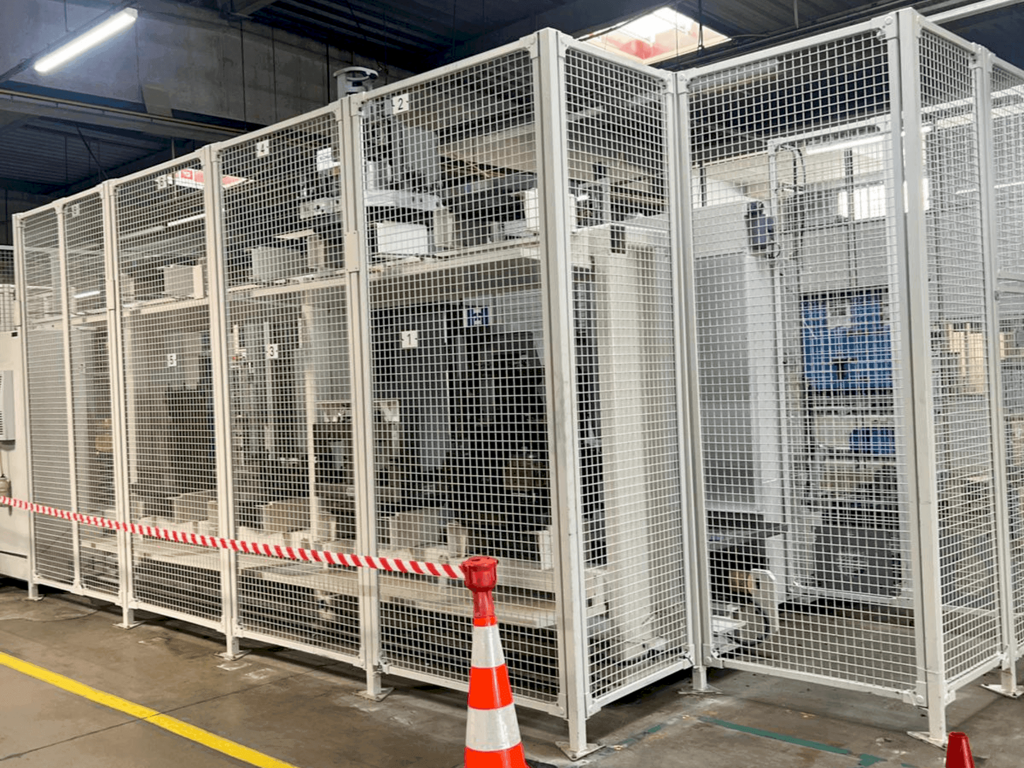 Вид станка HELLER MCH 250 спереди