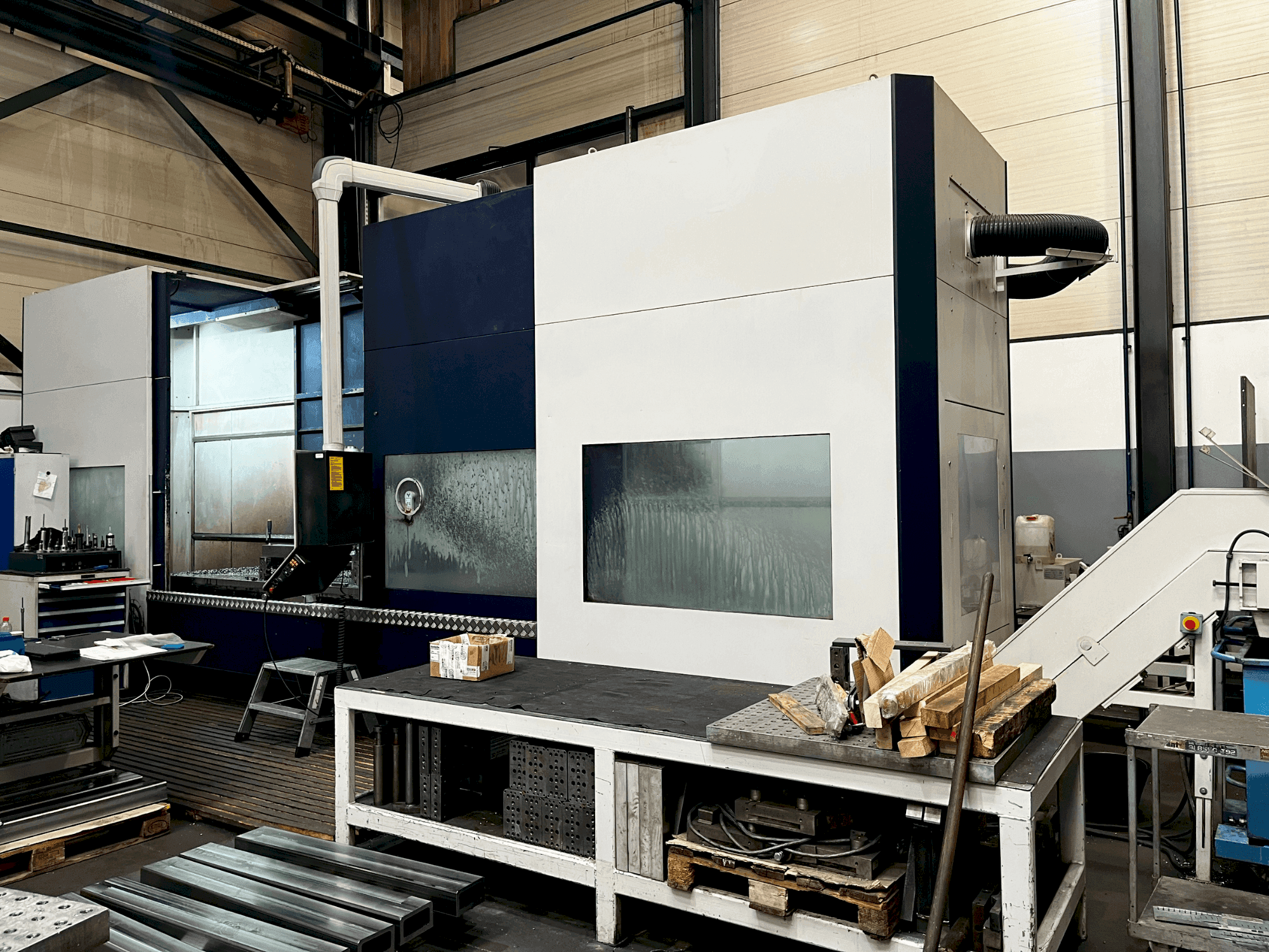 Вид станка Soraluce TA-35A спереди