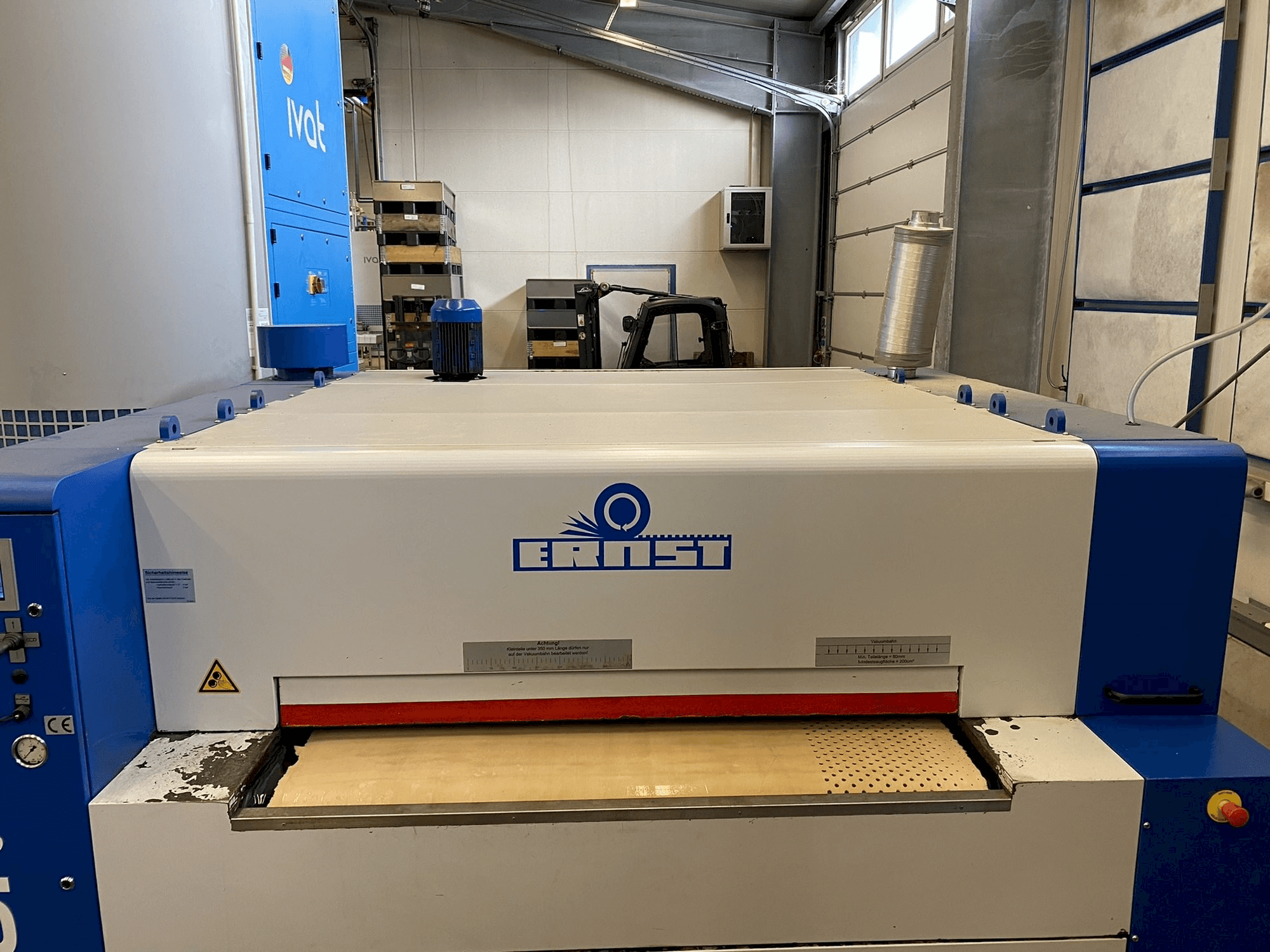 Вид станка ERNST NEPTUN EB спереди