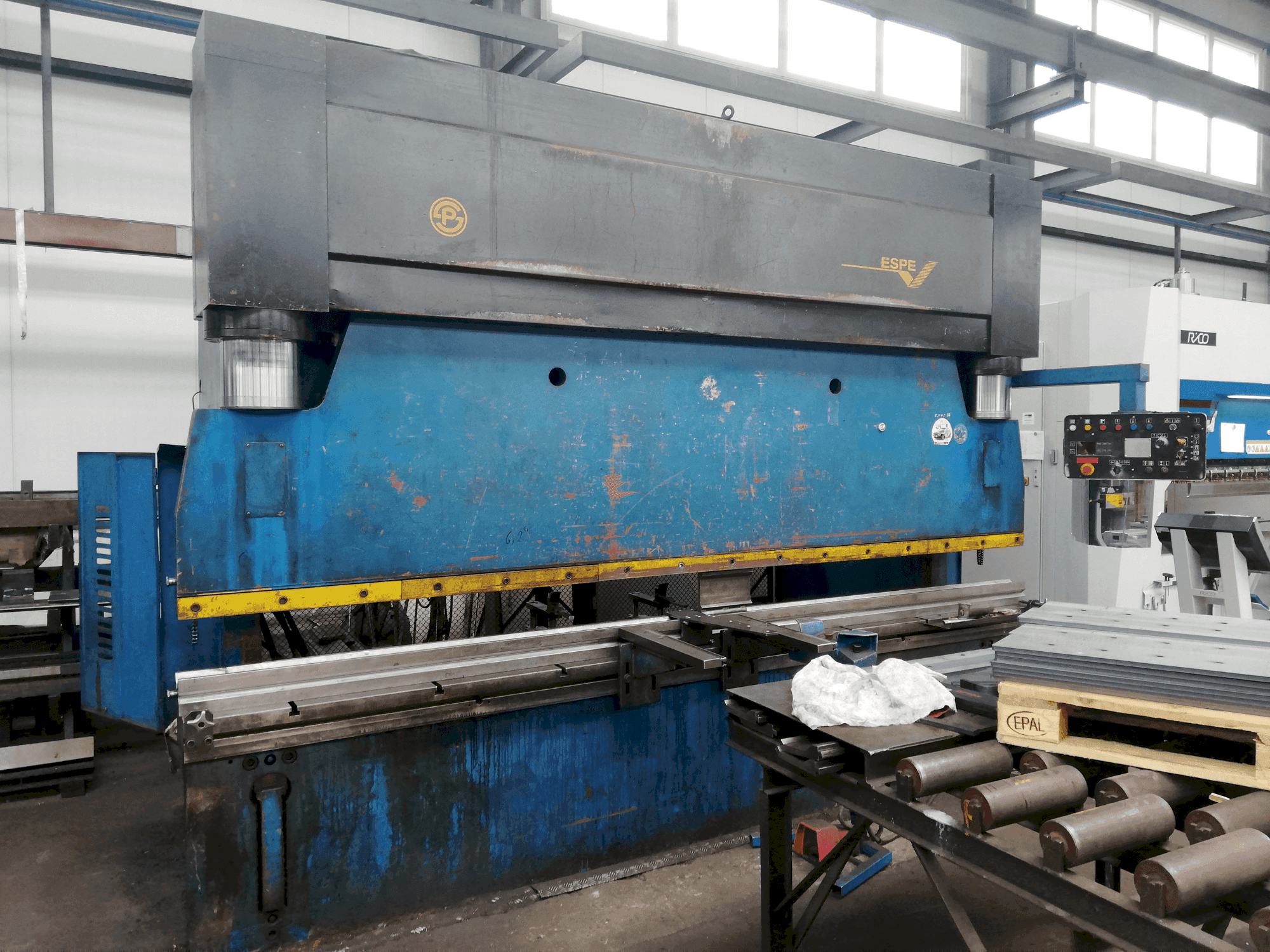Вид станка ESPE CTO 250/4000N спереди