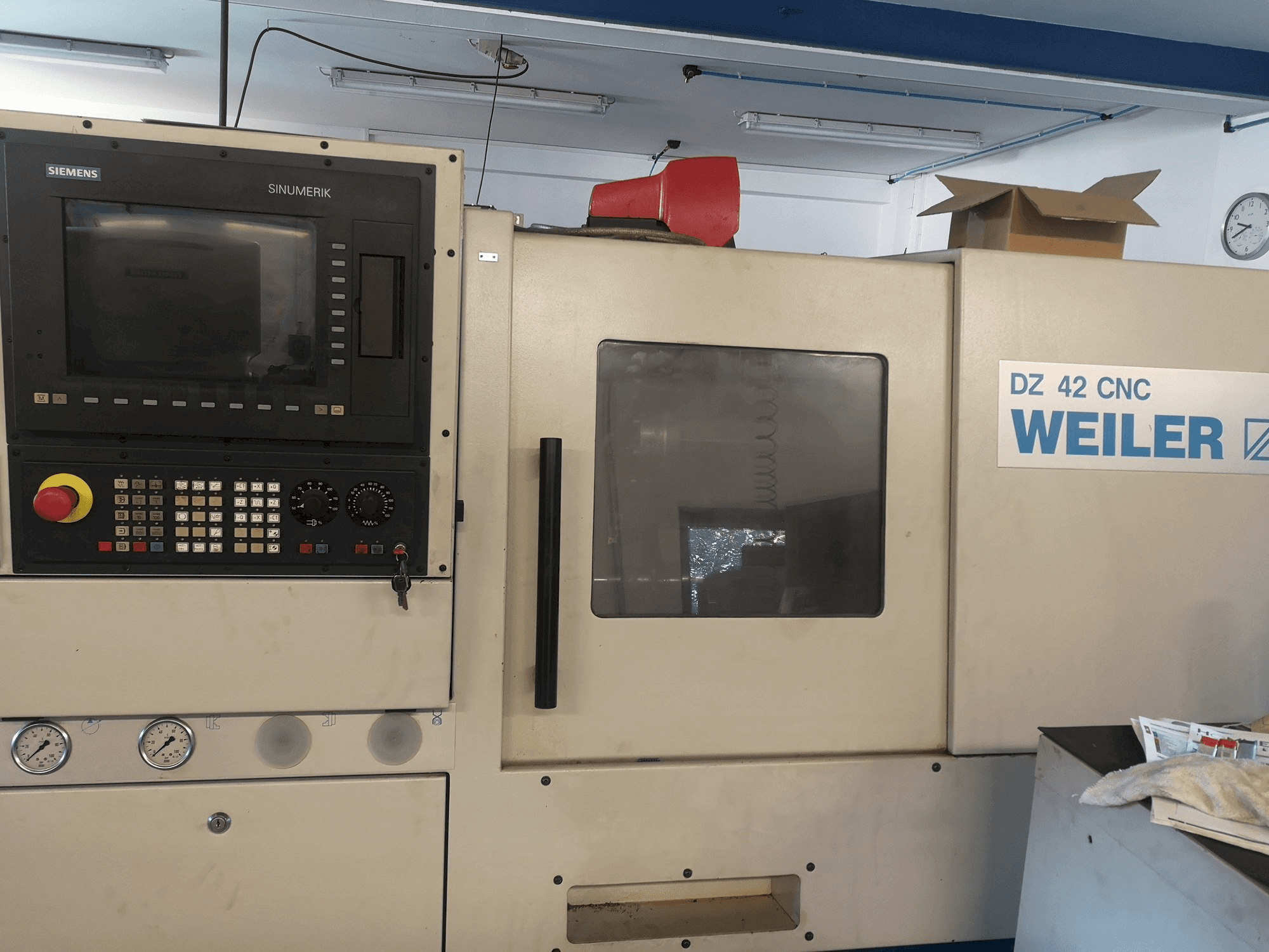 Вид станка Weiler DZ 42 спереди