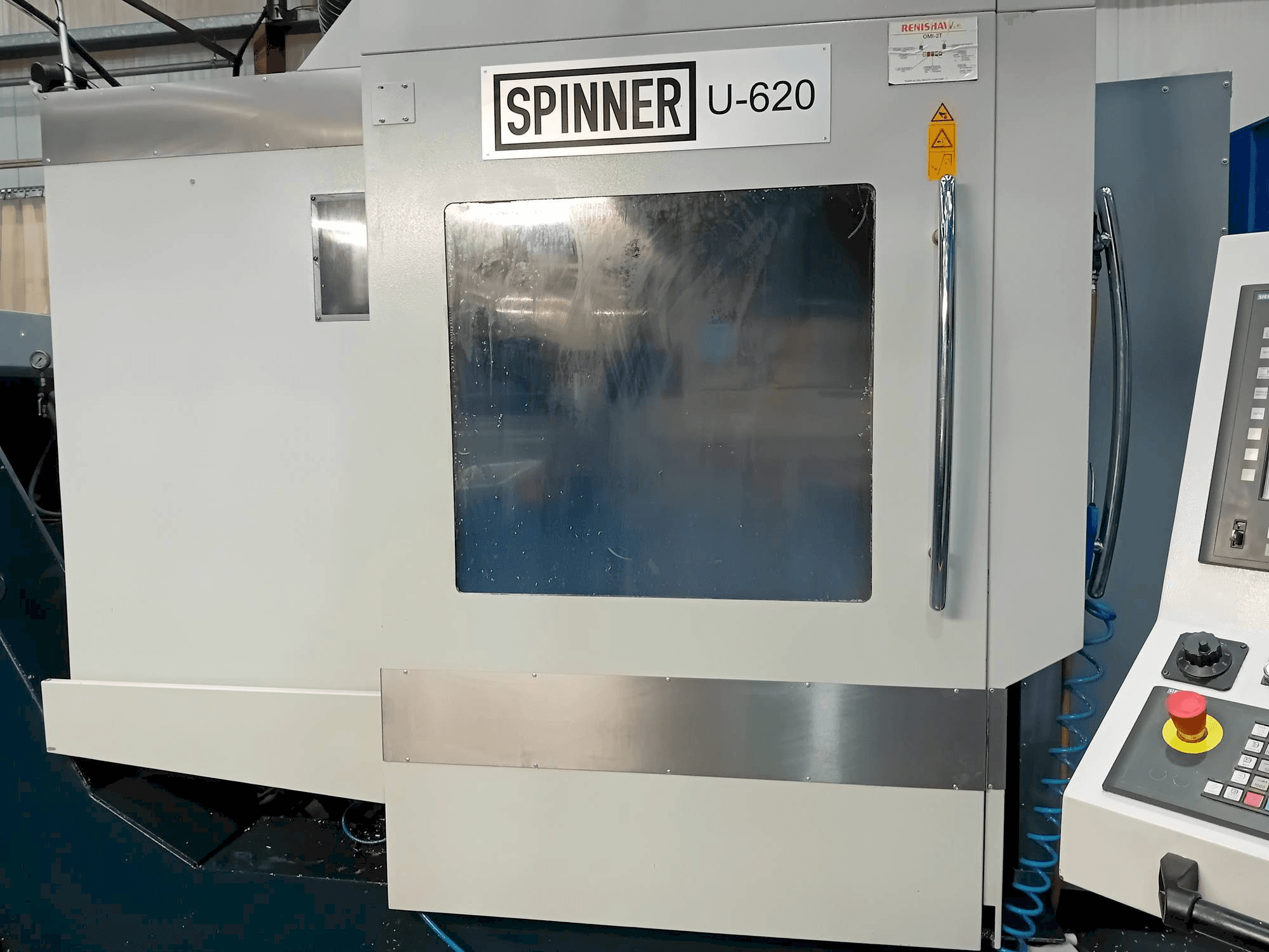 Вид станка SPINNER U5-620 спереди