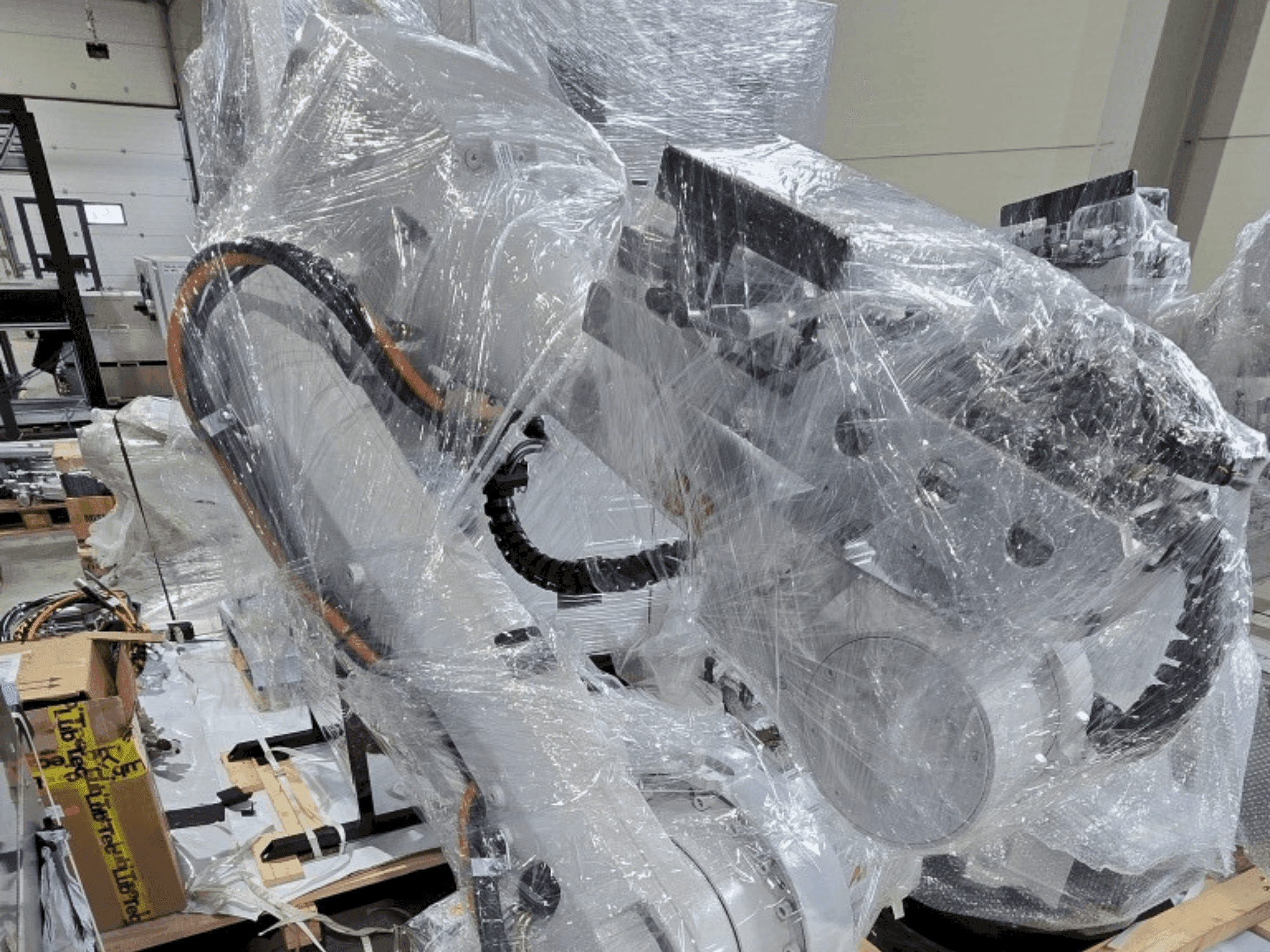 Вид станка ABB IRB 4600-45/2.05 спереди