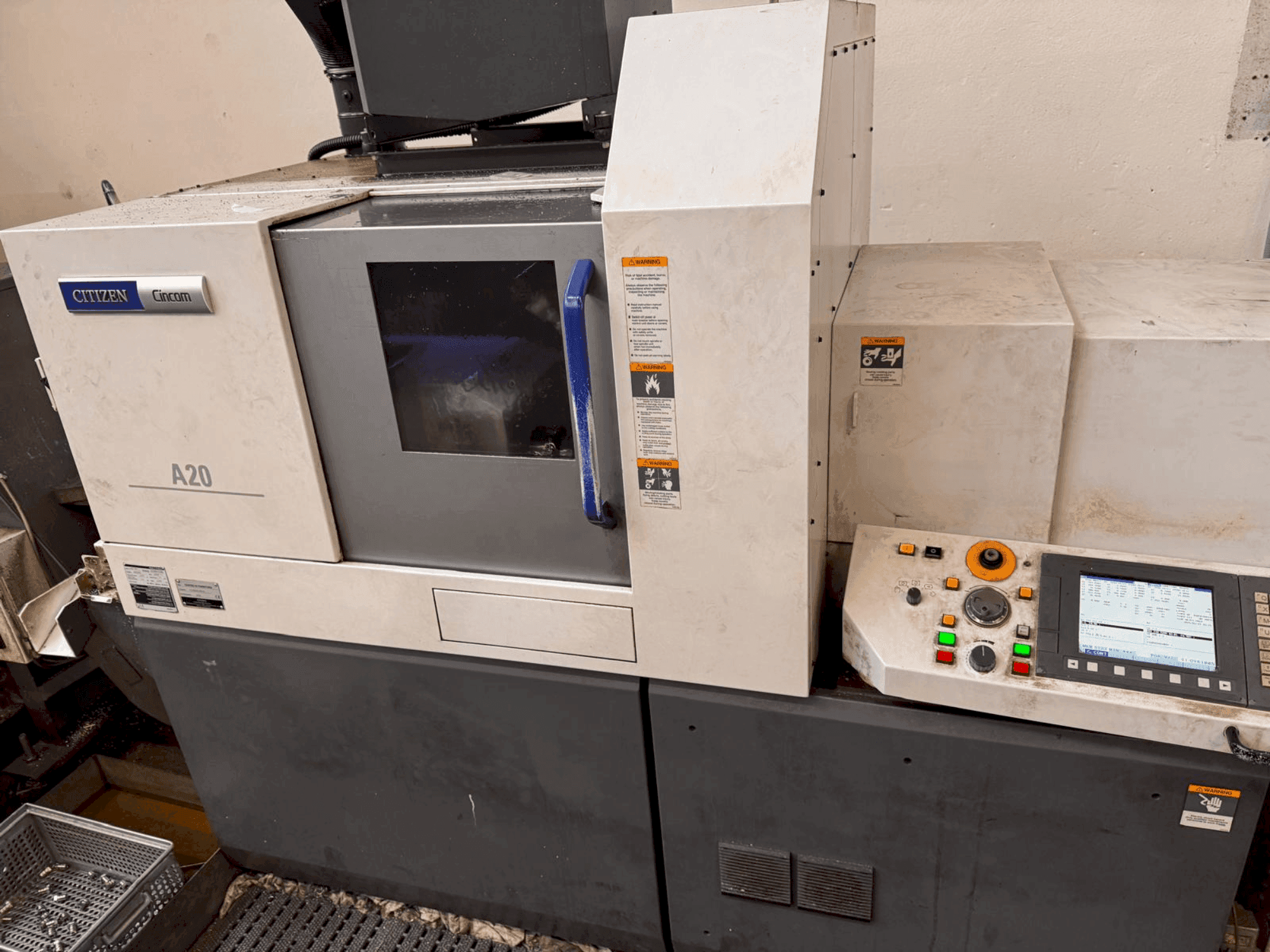 Вид станка Citizen A20 спереди
