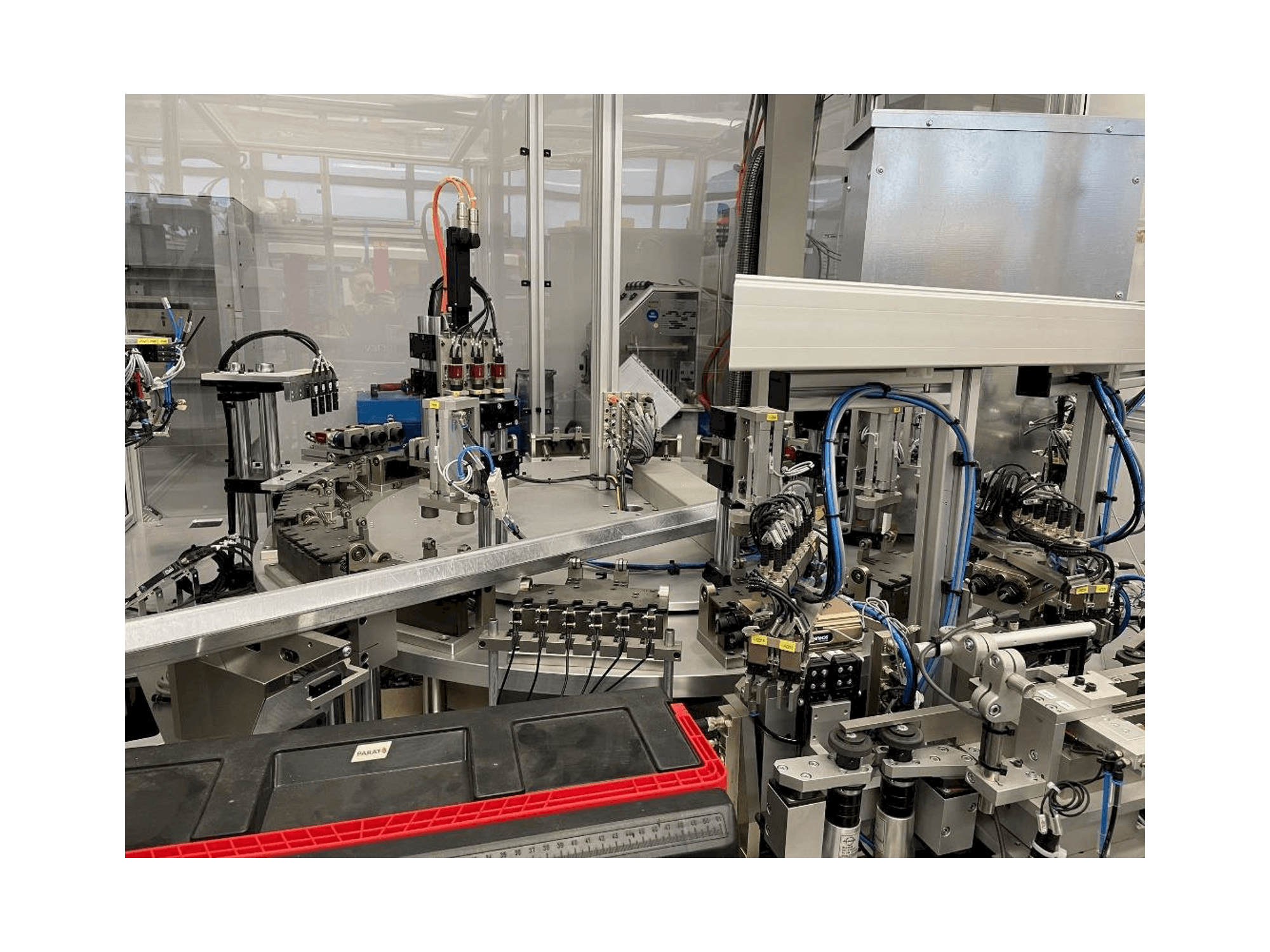 Вид станка TEAM AUTOMATION BERLIN Tattoo Needle Testing System спереди