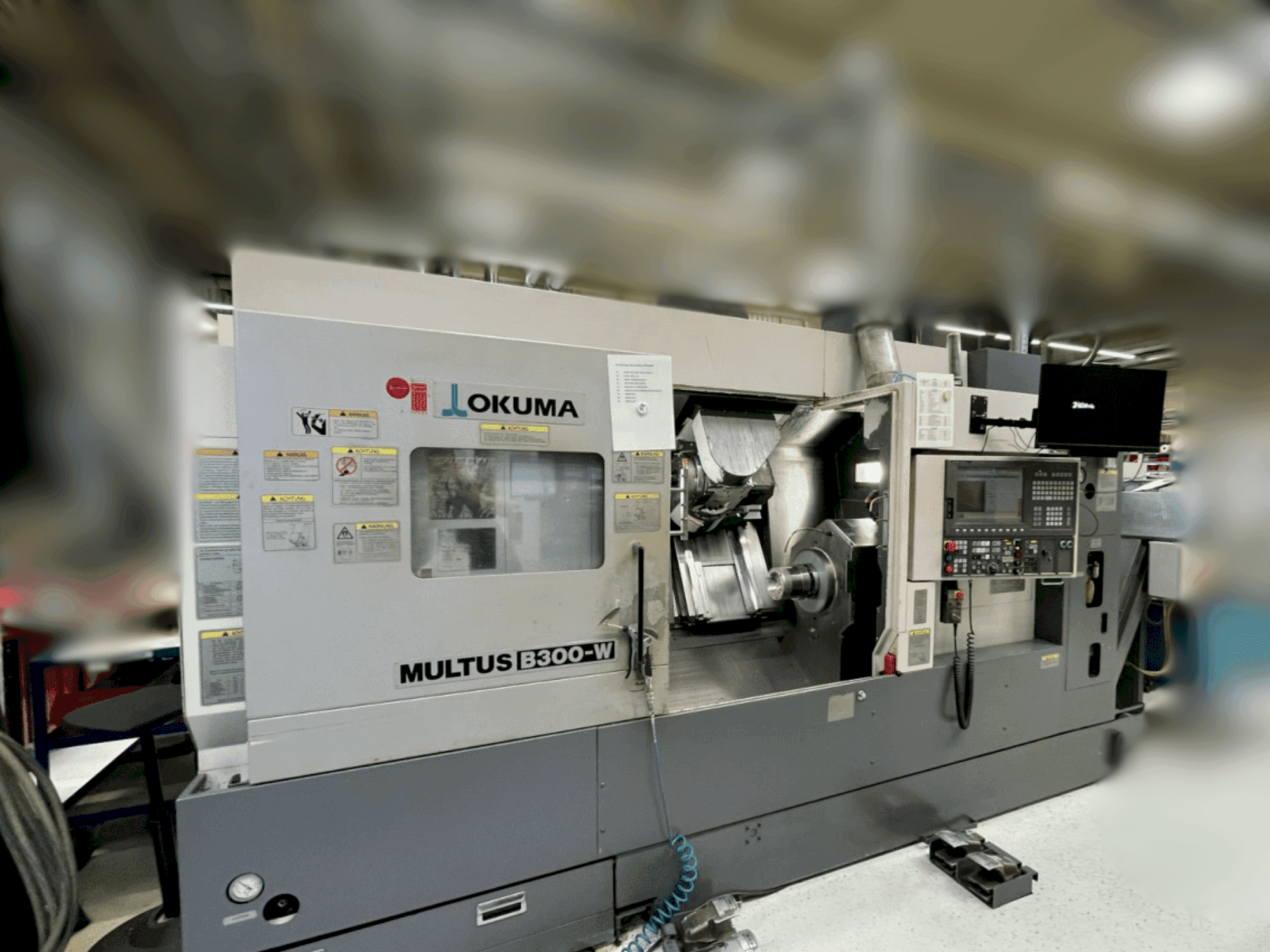 Вид станка Okuma Multus B300-W спереди