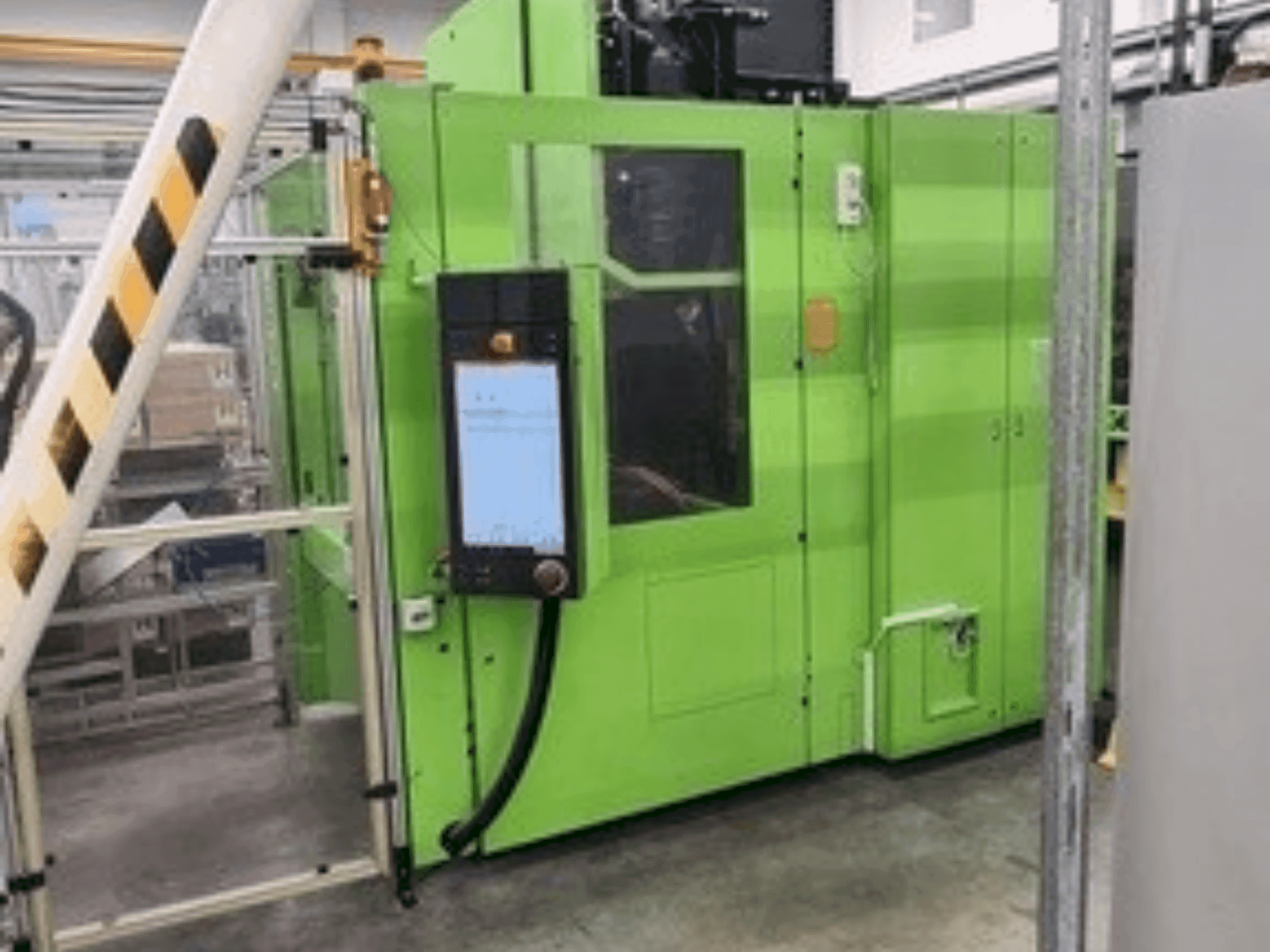 Вид станка Engel Insert Rotary 200V/100 спереди