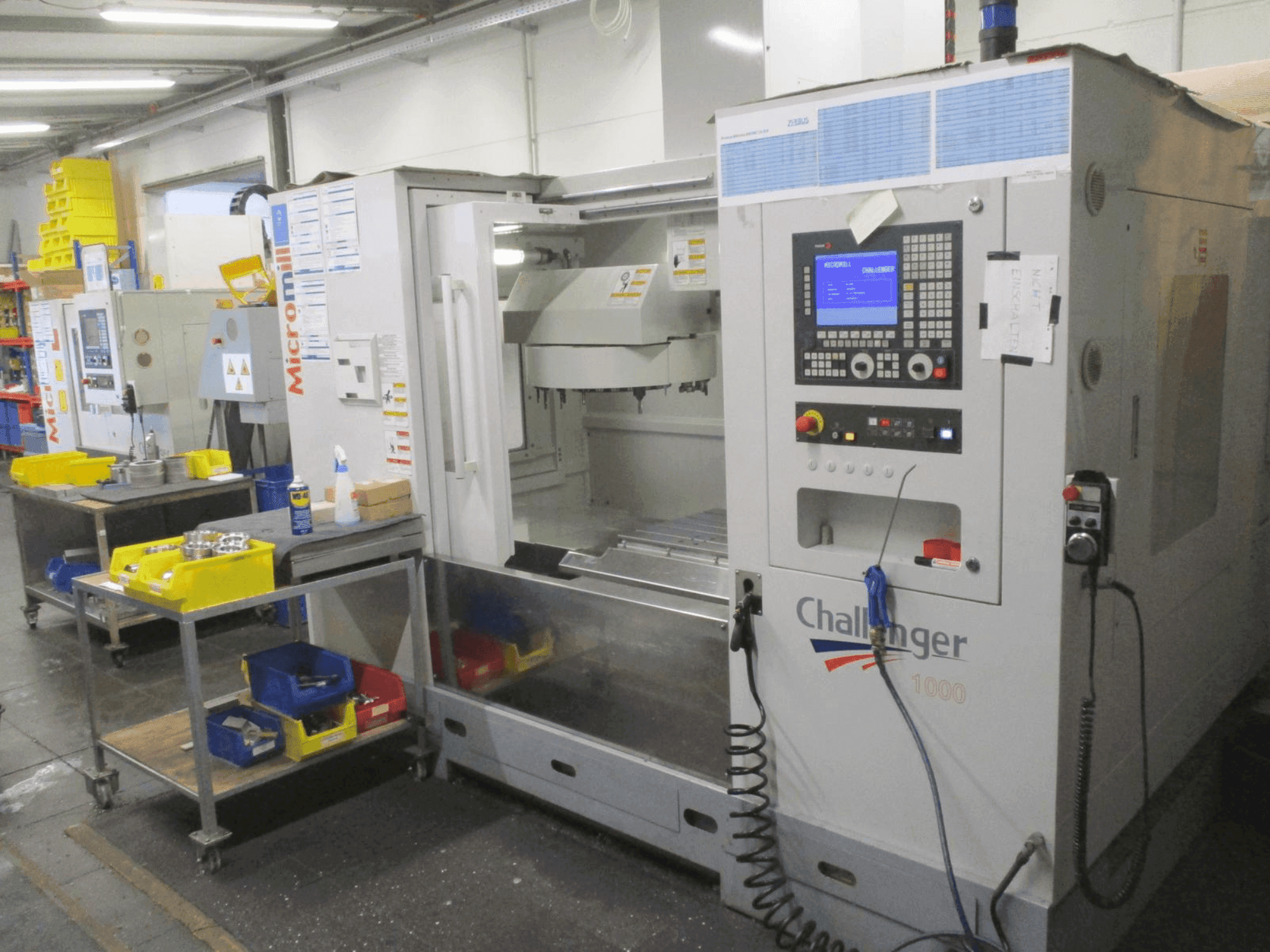 Вид станка BUFFALO Micromill Challenger MM-1000 спереди