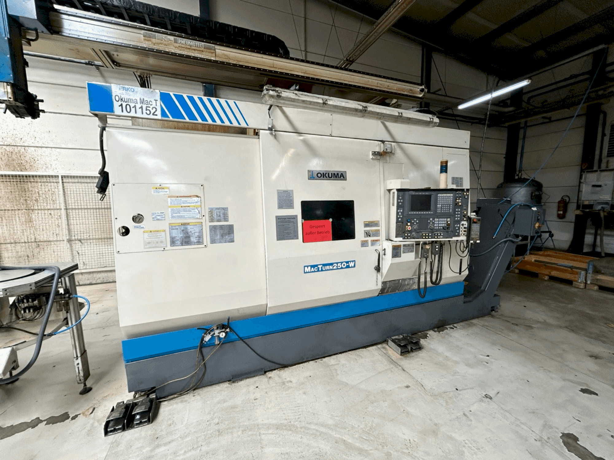 Вид станка Okuma Macturn 250W спереди