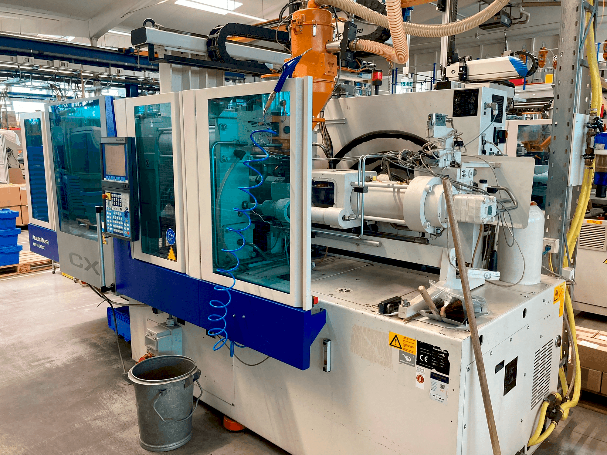 Вид станка Krauss Maffei 110–380 CX спереди