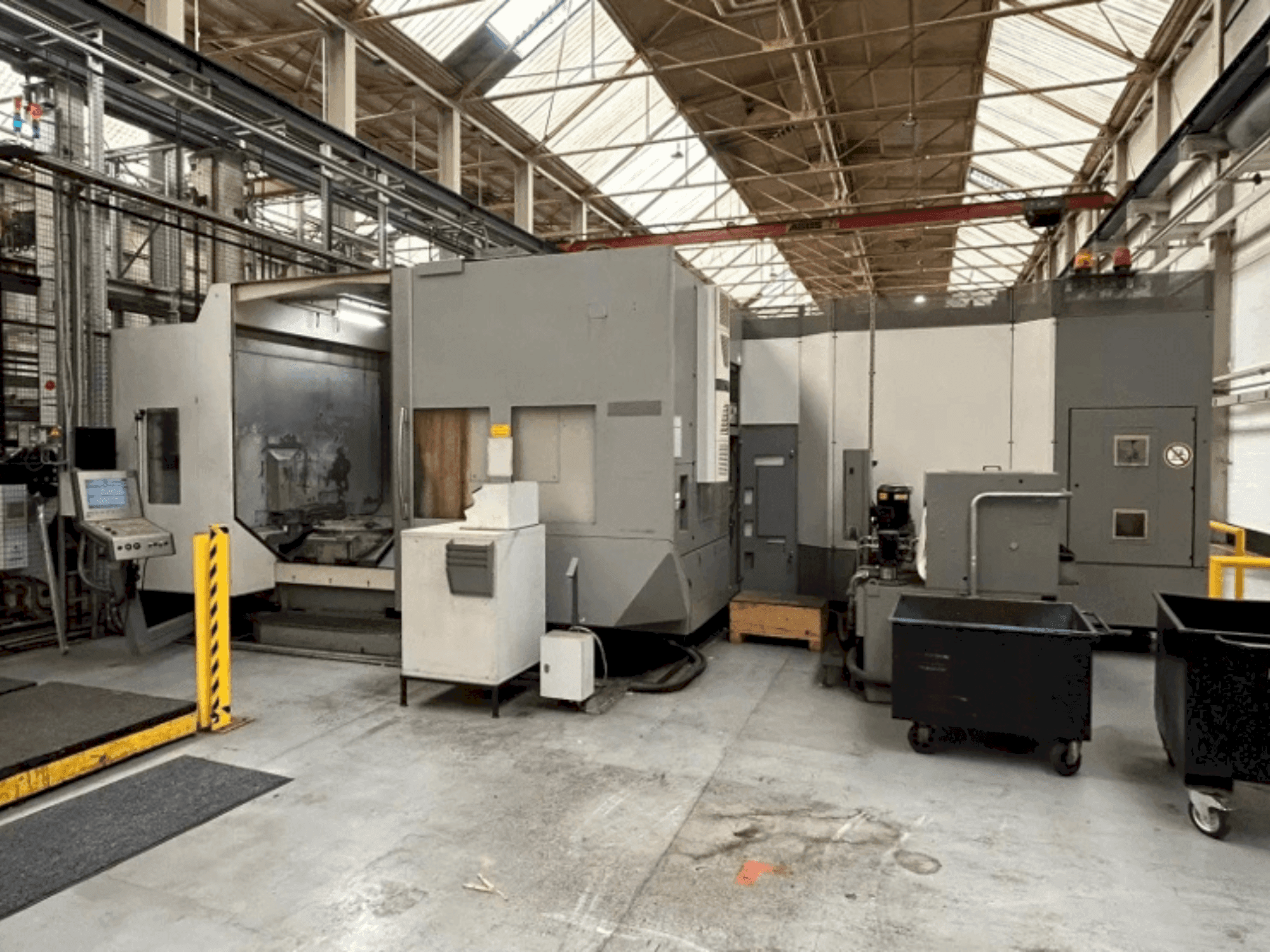 Вид станка DMG DMC 100 H спереди