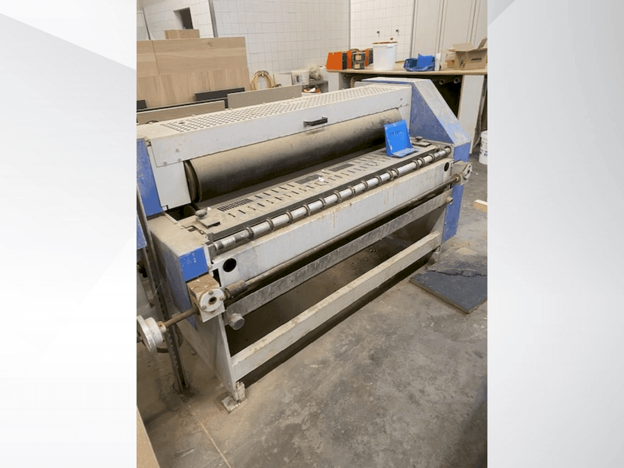 Вид станка HYMMEN TLA спереди