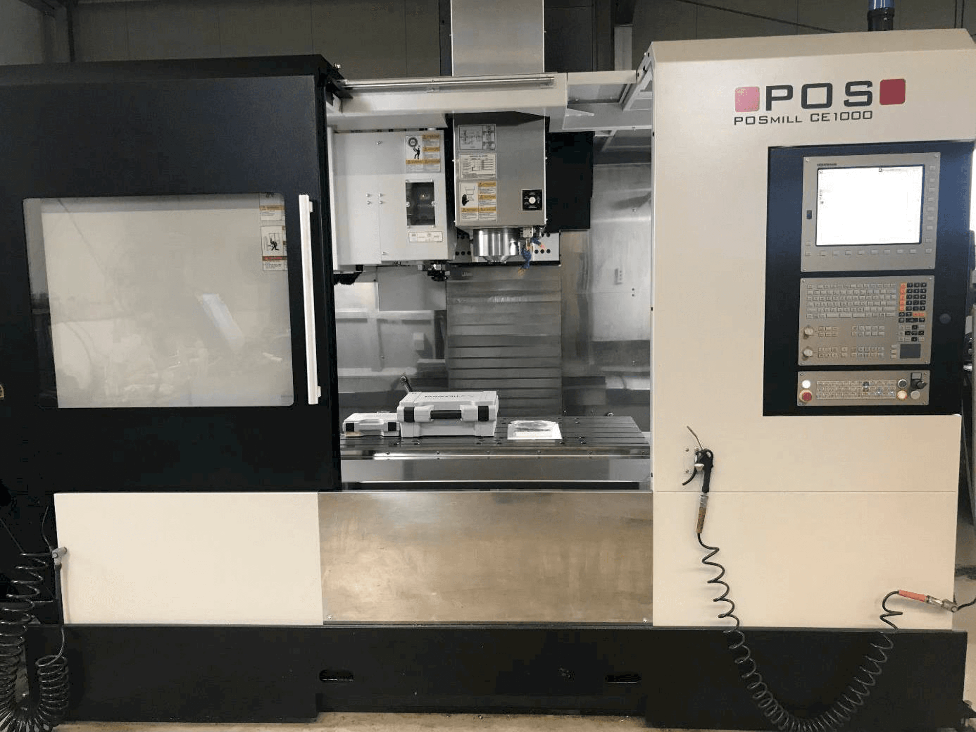 Вид станка POSmill CE 1000 спереди