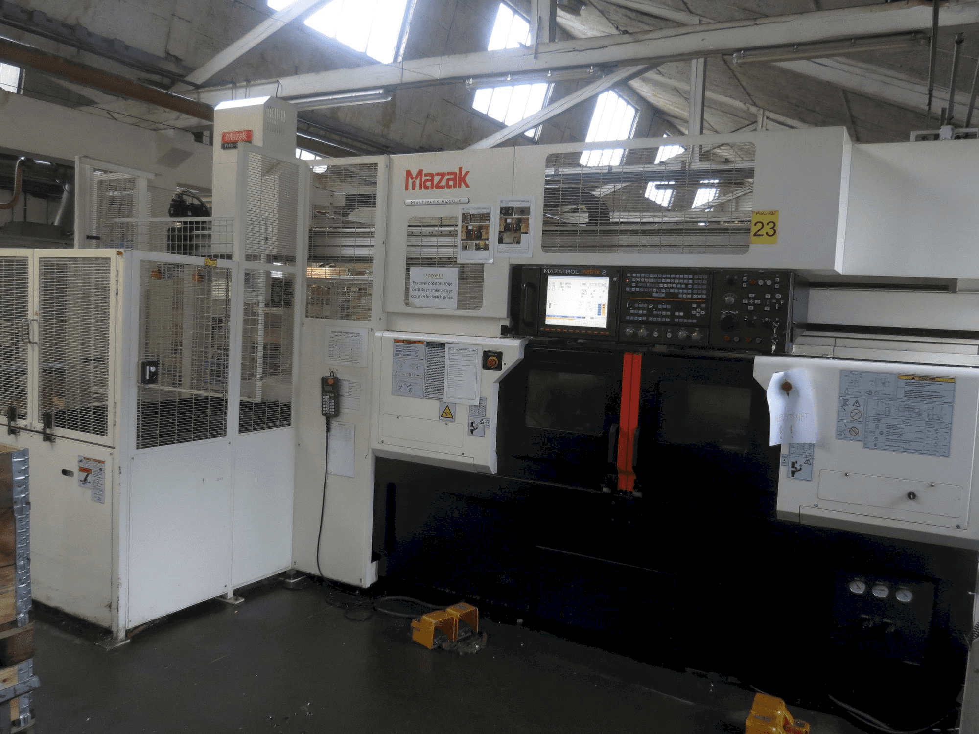 Вид станка Mazak Multiplex 6200-II спереди