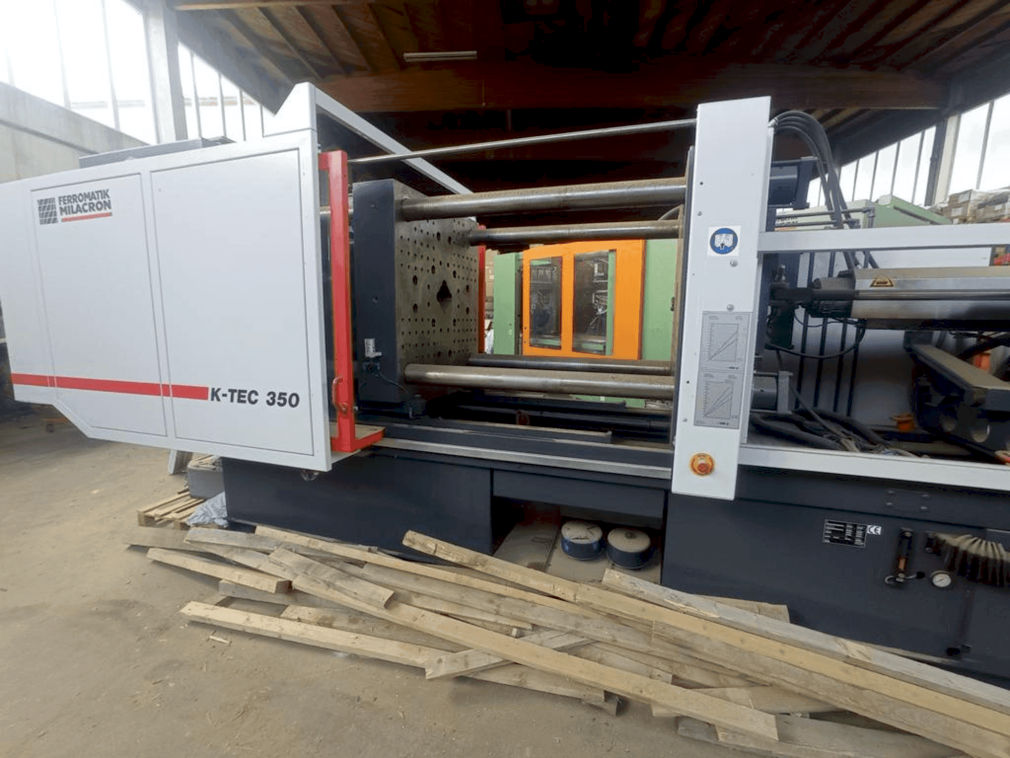 Вид станка FERROMATIK K-Tec 350 S/2F спереди
