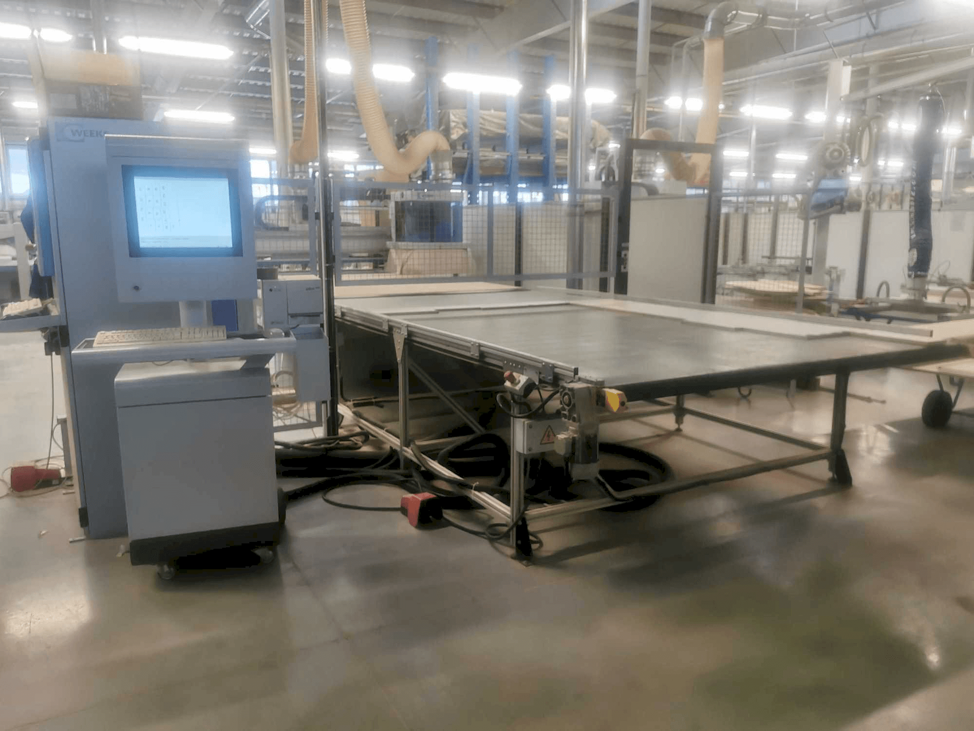 Вид станка HOMAG Vantage 28M спереди