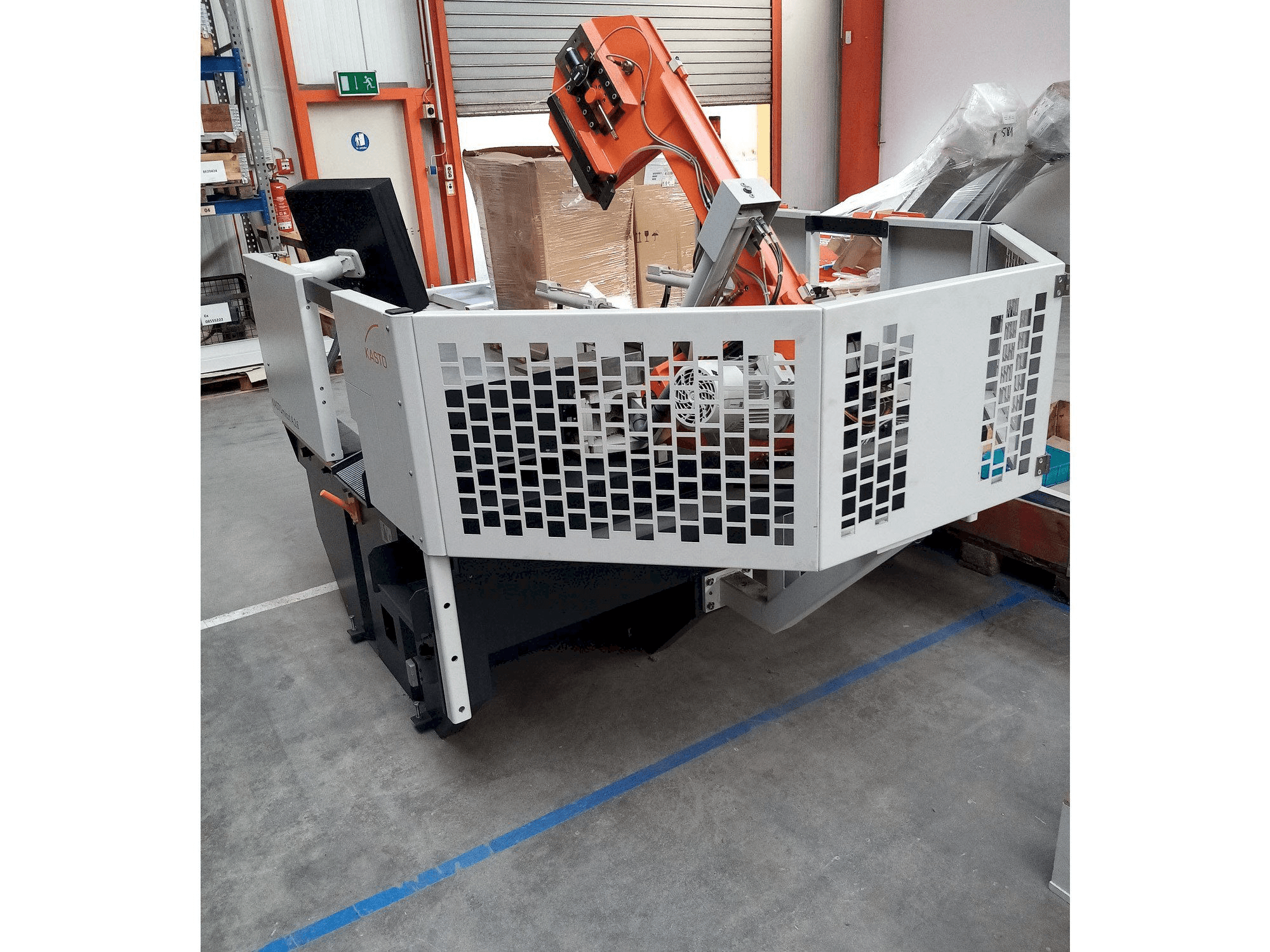 Вид станка KASTO micut A 2.6 спереди