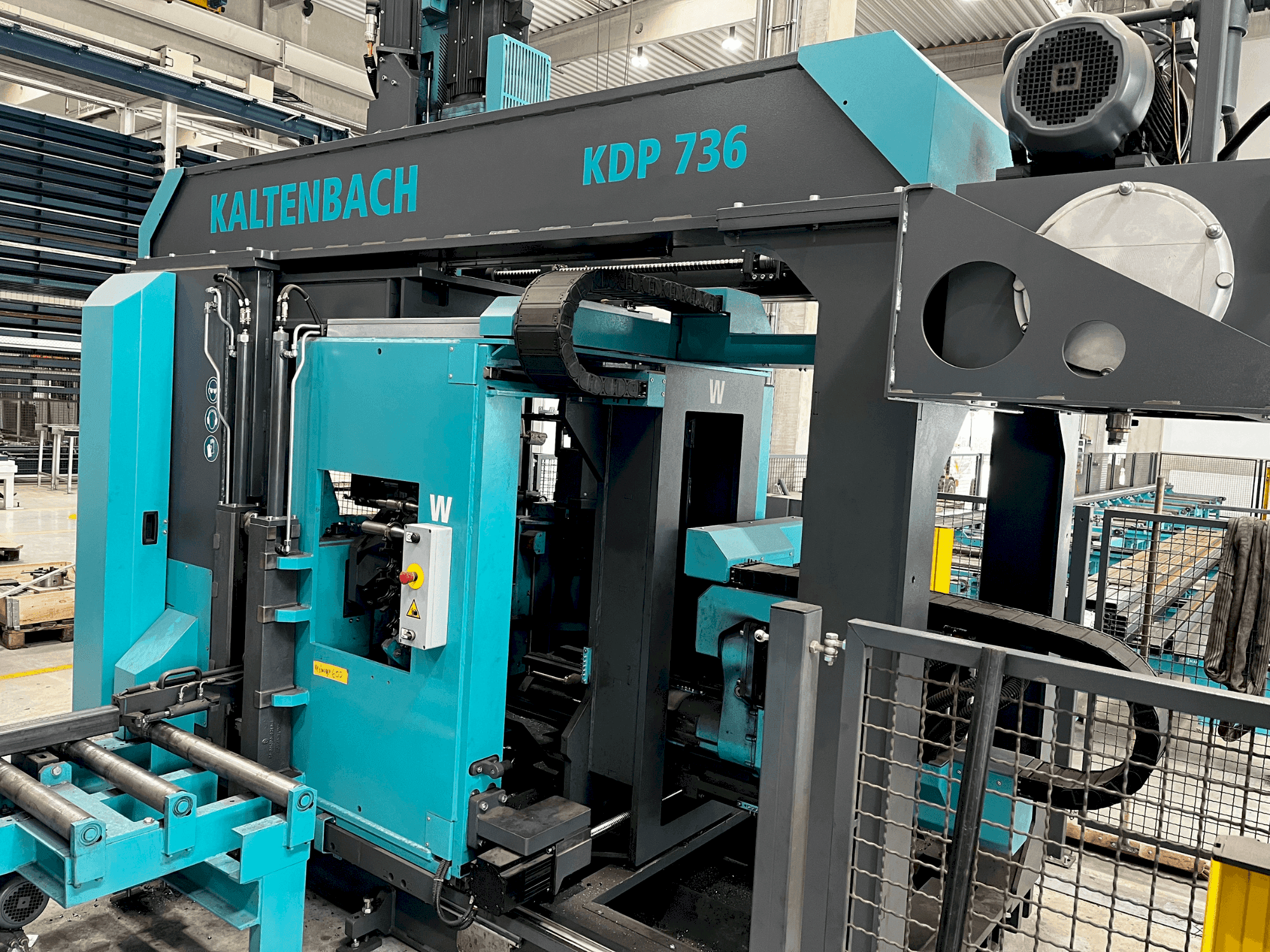 Вид станка KALTENBACH KBS 761/ KDP 736 спереди
