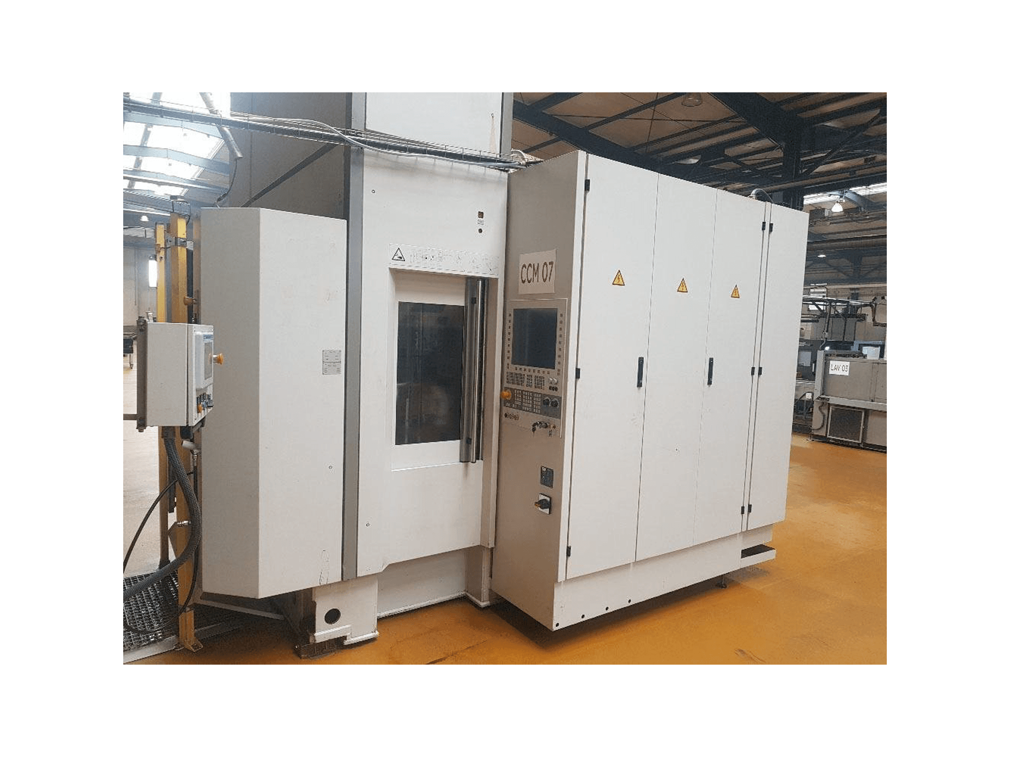 Вид станка SW BA322 спереди