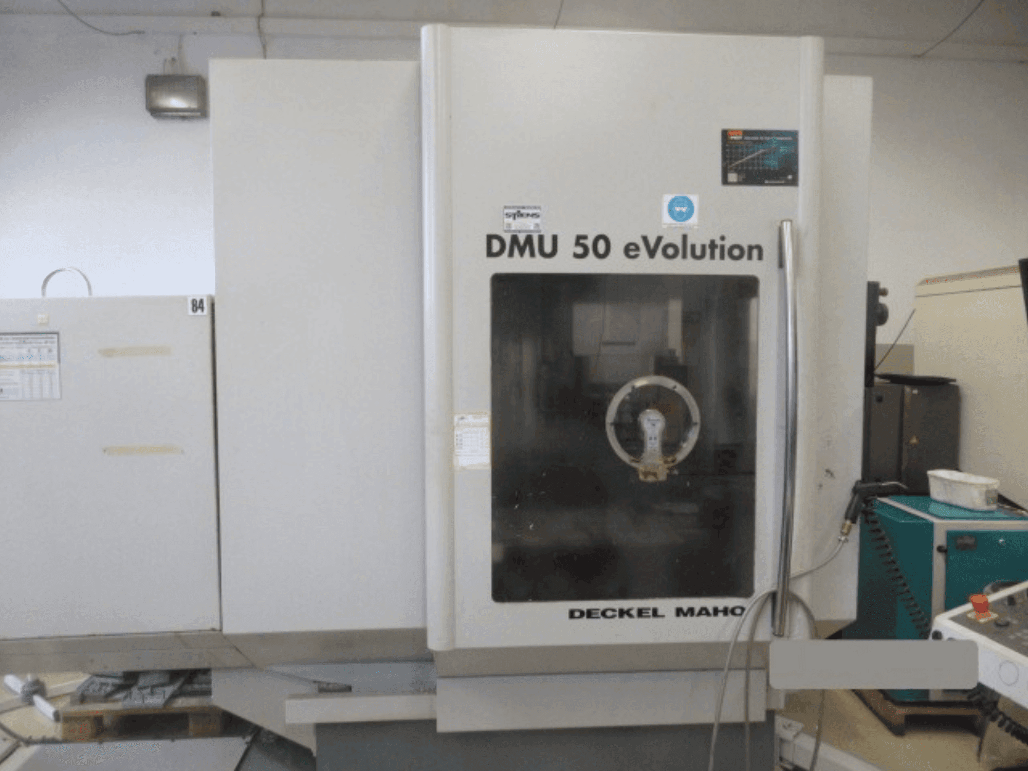 Вид станка DECKEL MAHO DMU 50 eVolution спереди