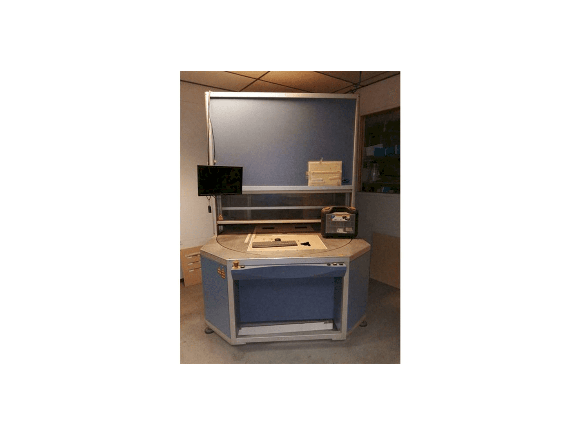 Вид станка SEI Laser INFINITY 5070 спереди